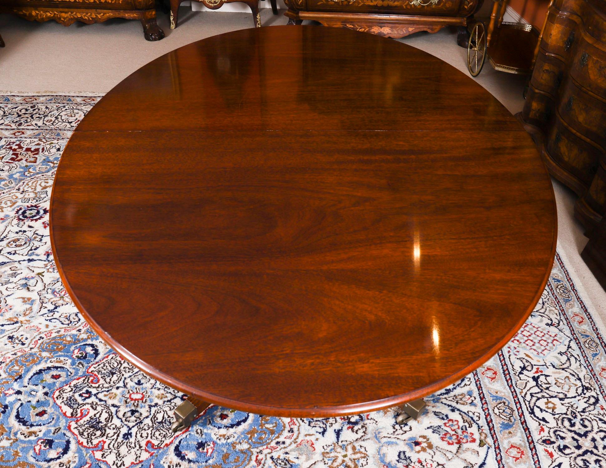 Vintage William Tillman Oval Regency Revival Dining Table & 6 Chairs 20thCentury en vente 6