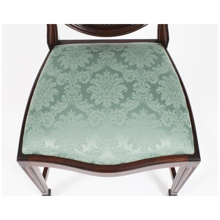 Vintage William Tillman Regency Table de salle à manger et 6 chaises 20ème siècle en vente 9