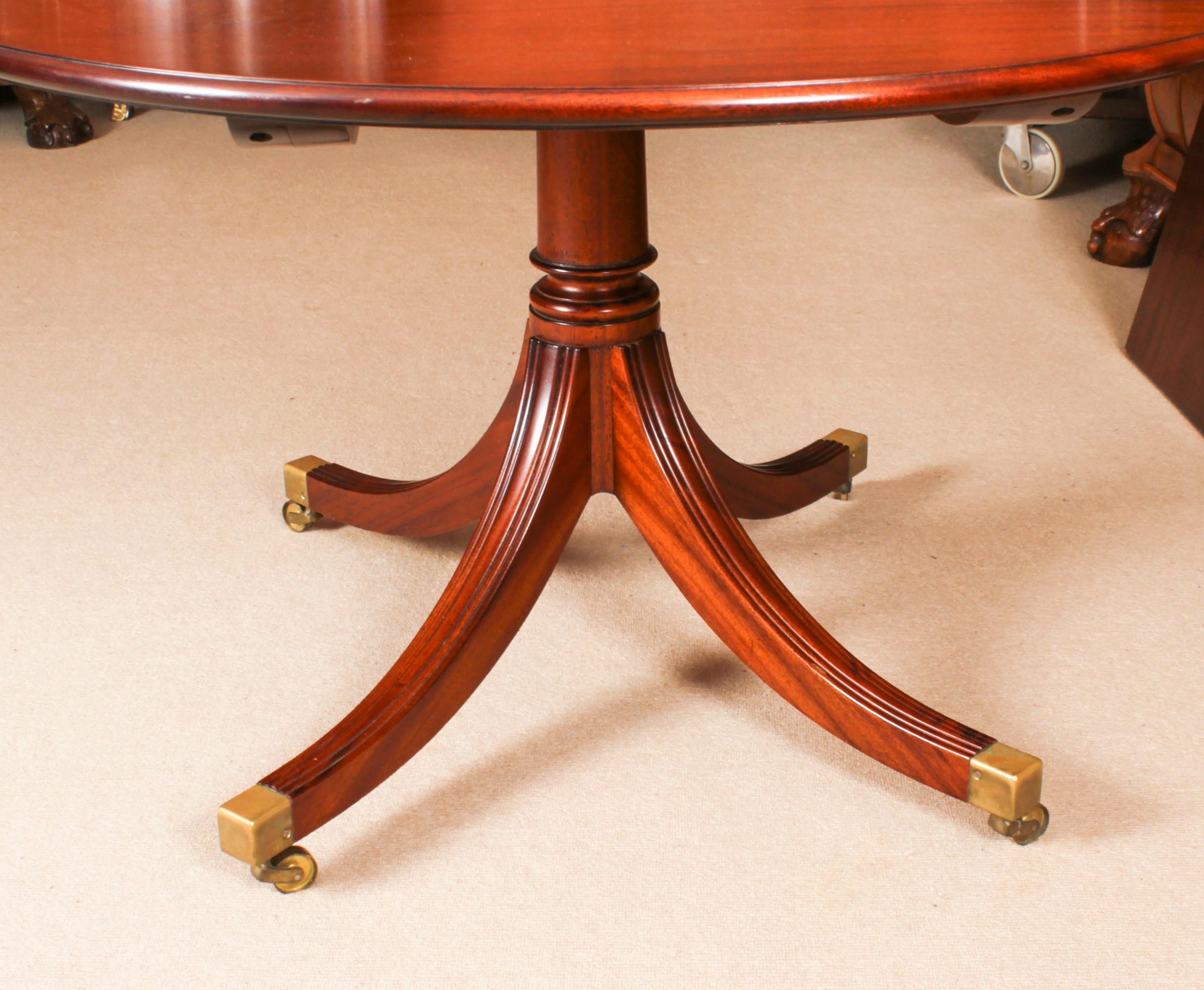 Vintage William Tillman Regency Dining Table & 6 Regency Revival Chairs 20th C 7