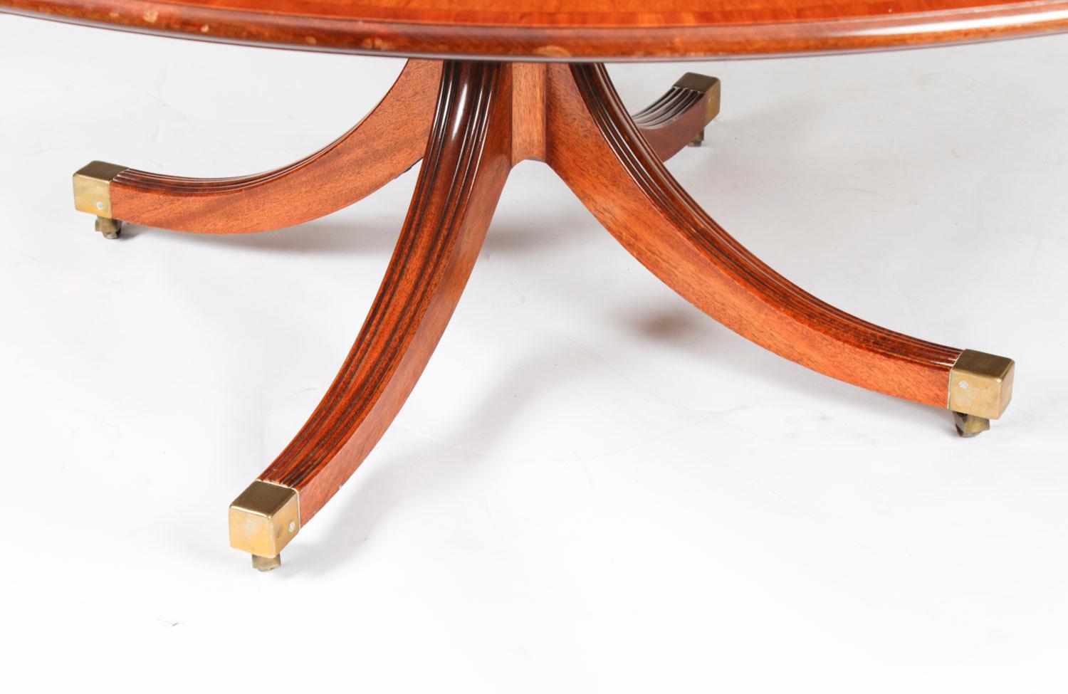 Vintage William Tillman Regency Dining Table & 6 Regency Revival Chairs 4