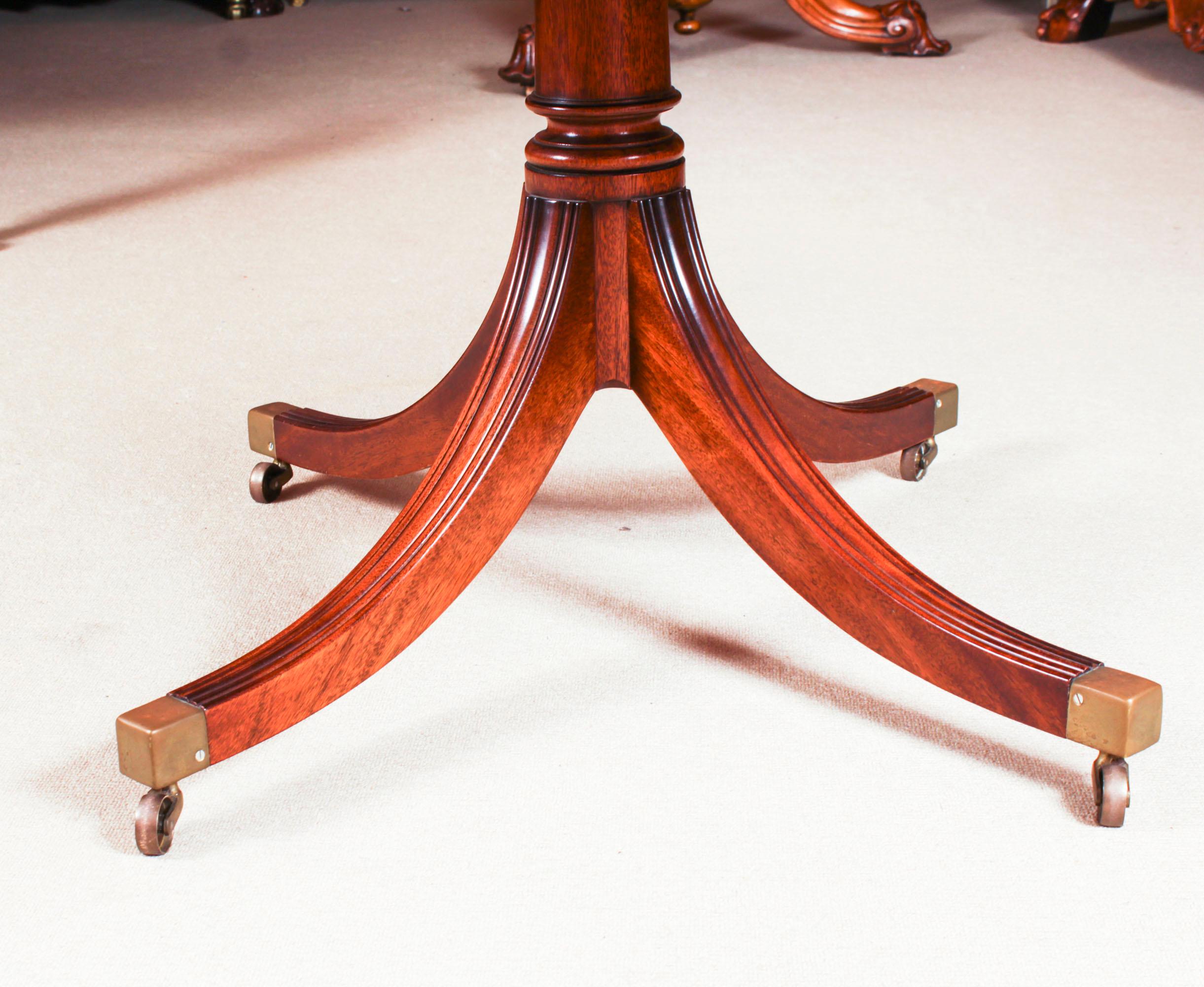 Vintage William Tillman Regency Dining Table & 8 Chairs 20th Century 6