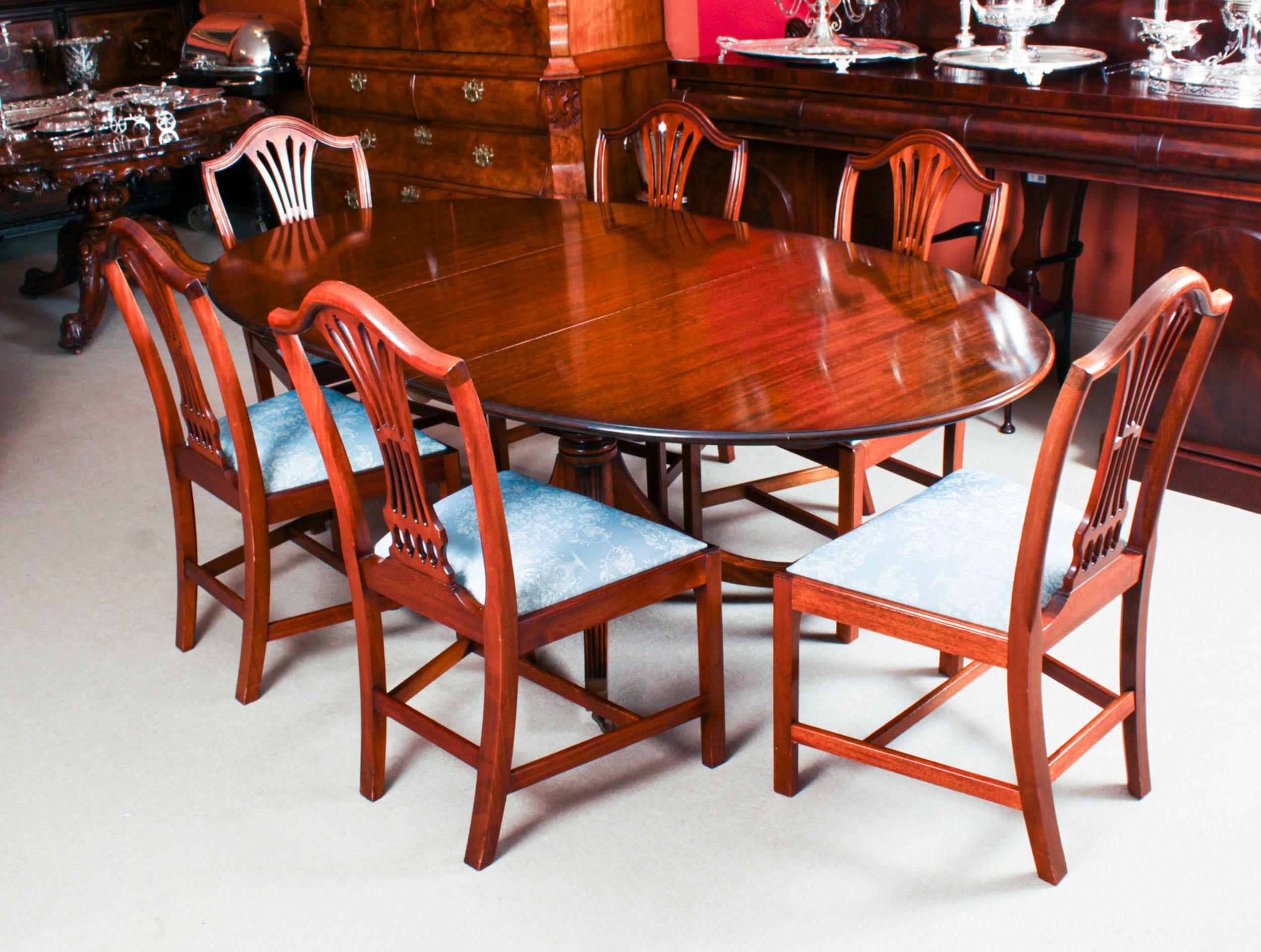 Regency Revival Vintage William Tillman Regency Dining Table & 8 Chairs 20th Century
