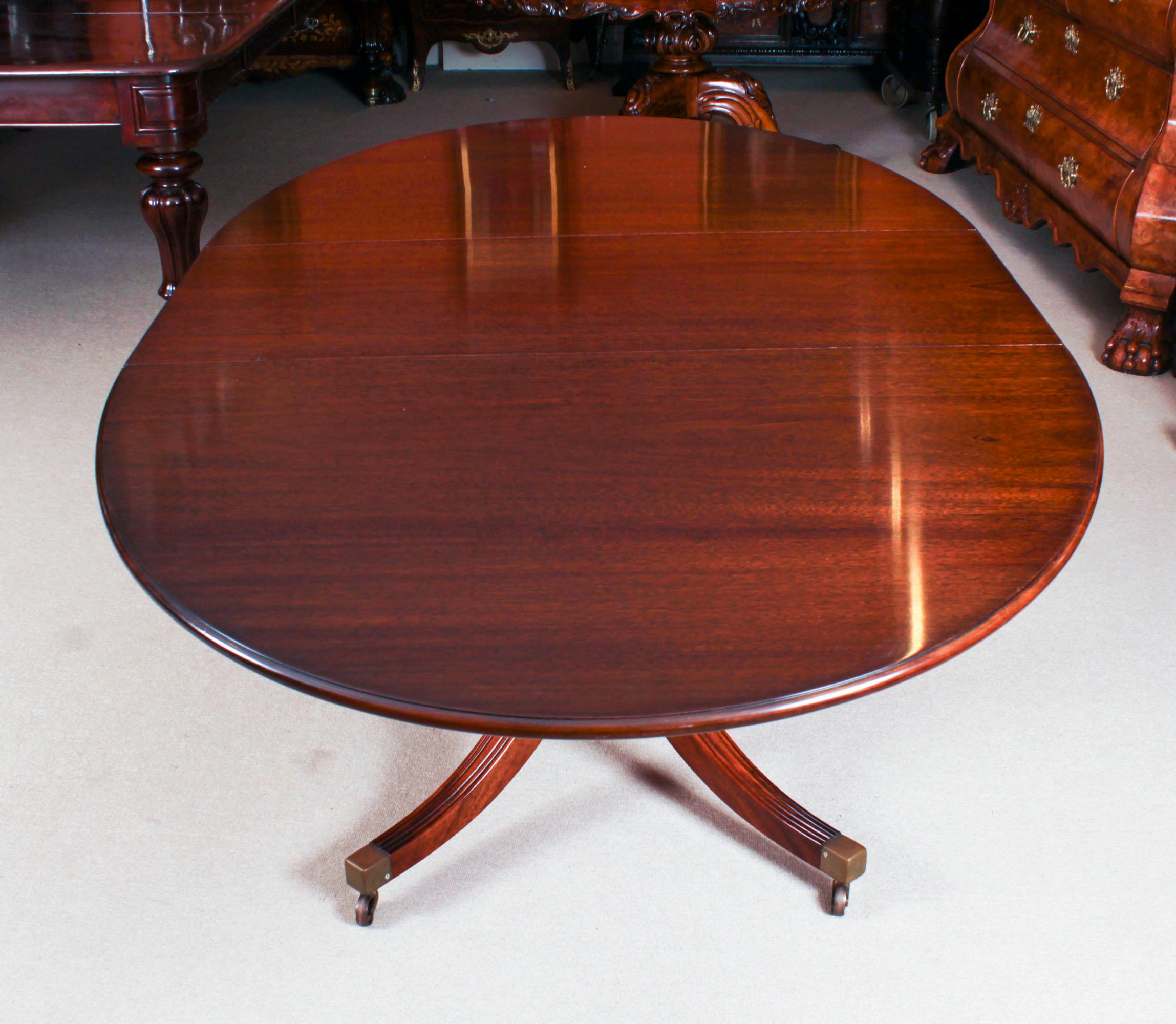 Mahogany Vintage William Tillman Regency Dining Table & 8 Chairs 20th Century