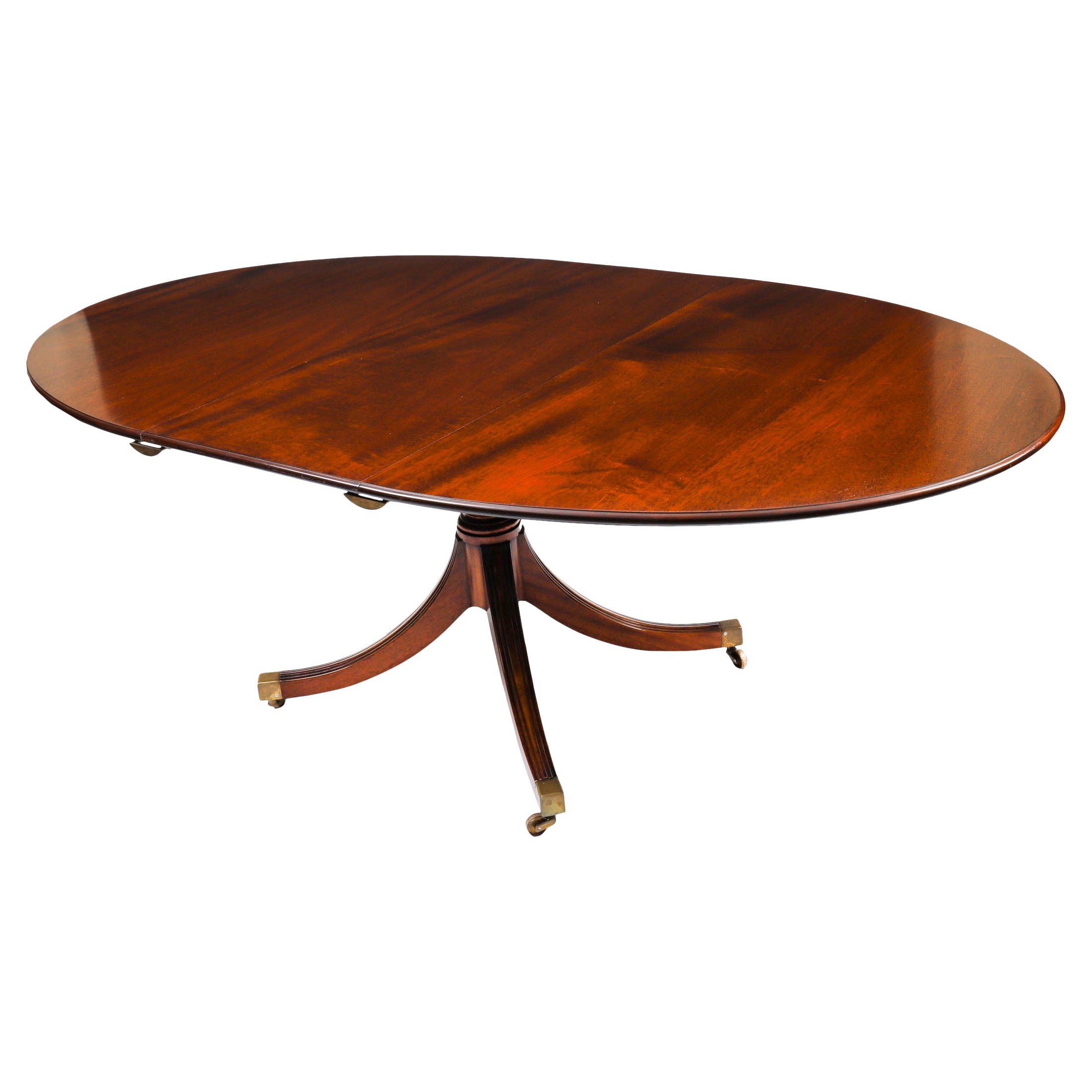 Vintage William Tillman Regency Revival Oval Dining Table 
Leaf 20thCentury For Sale