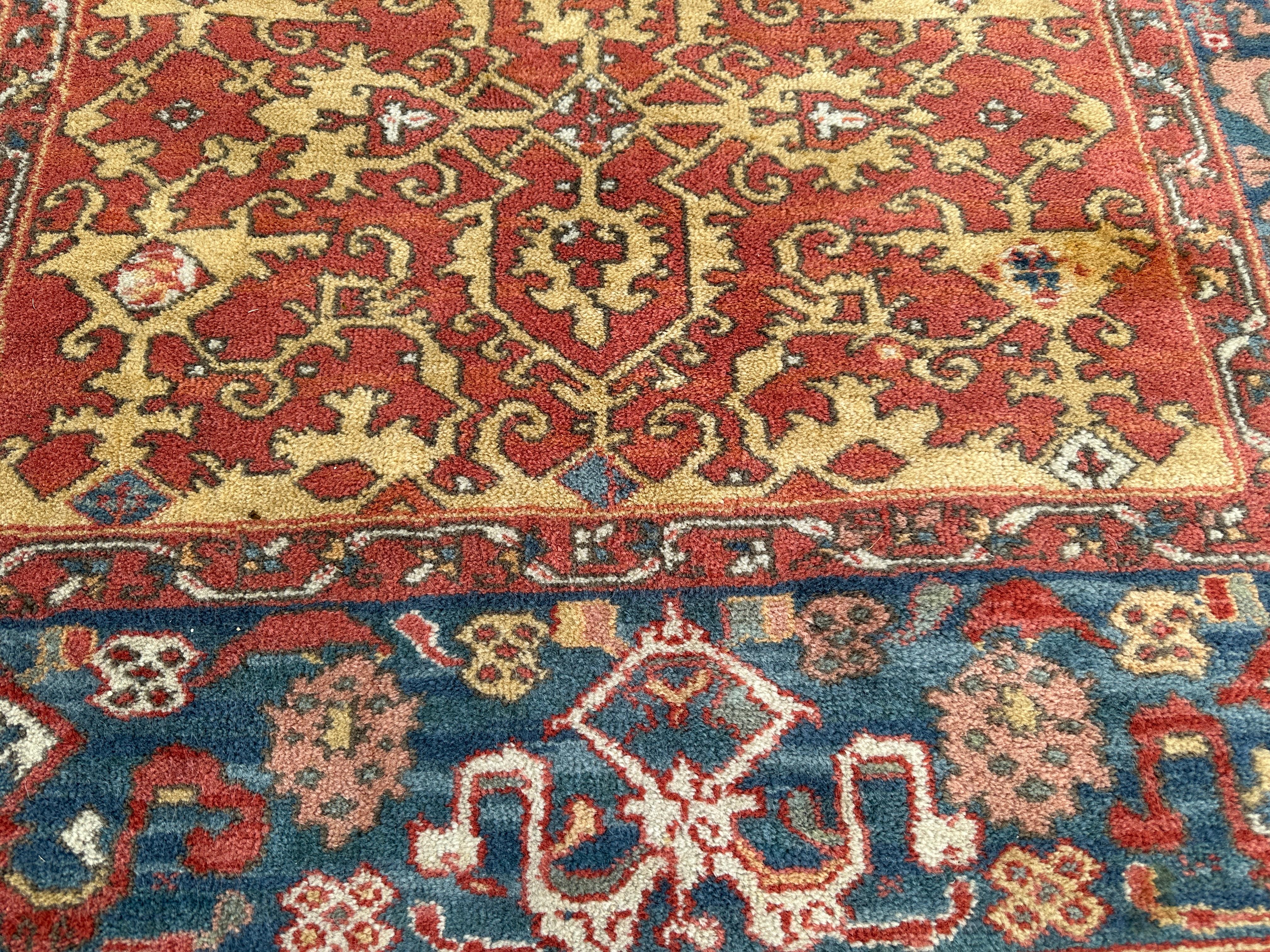 XXIe siècle et contemporain Tapis Karastan Vintage Williamsburg avec design turc Ushak - RR5239 en vente