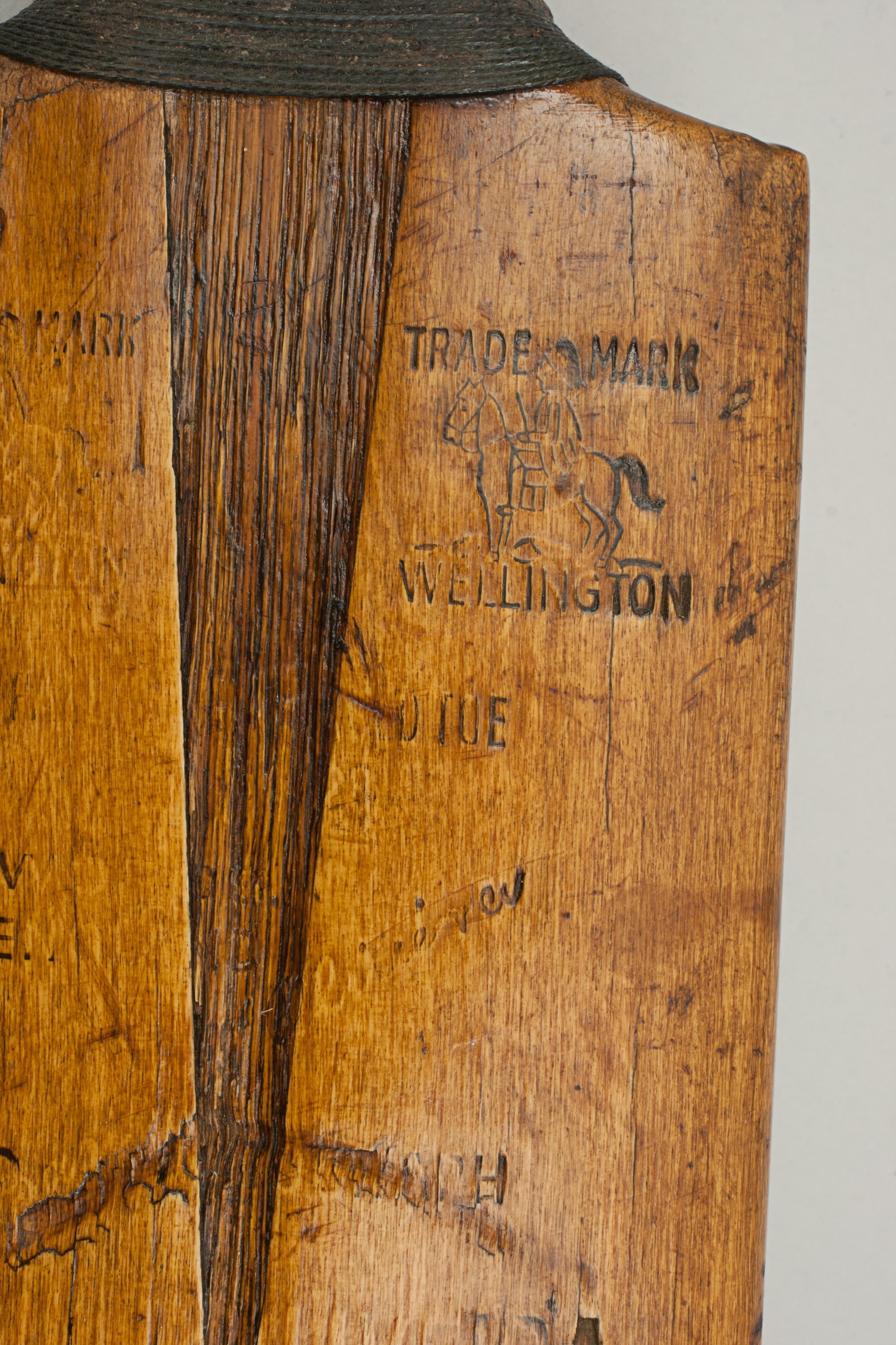 English Vintage Willow Cricket Bat For Sale