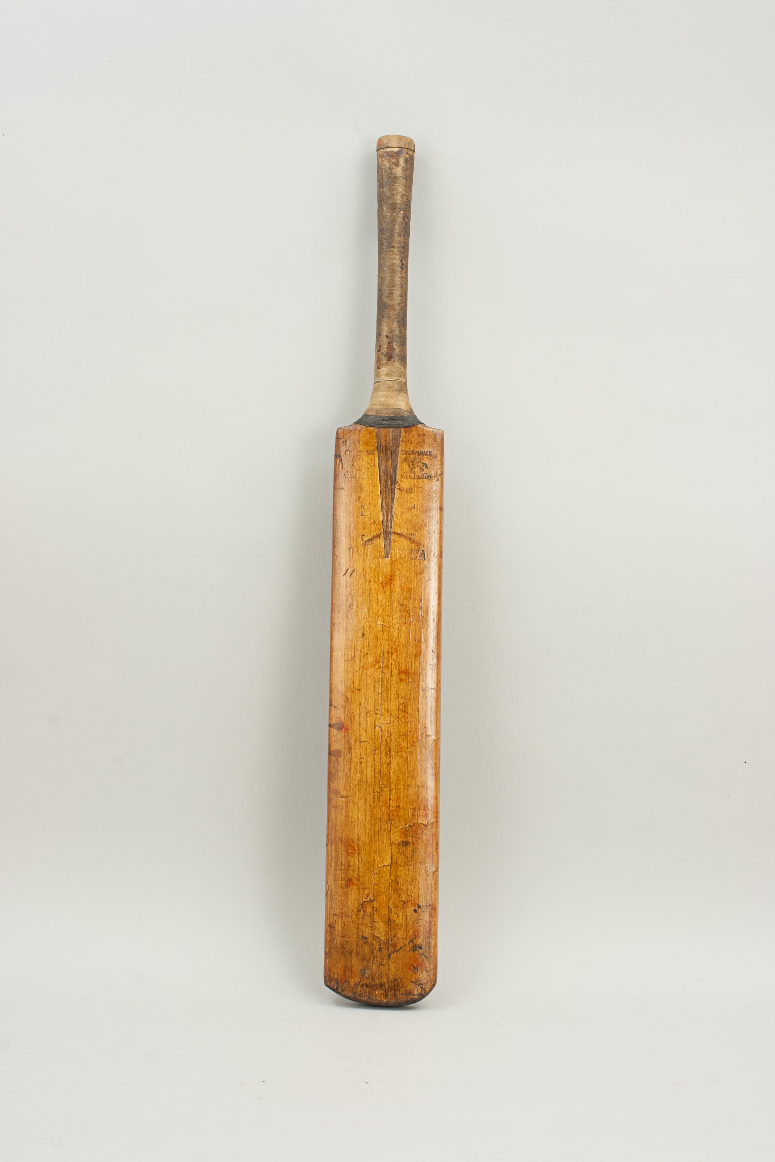Vintage Willow Cricket Bat For Sale 1