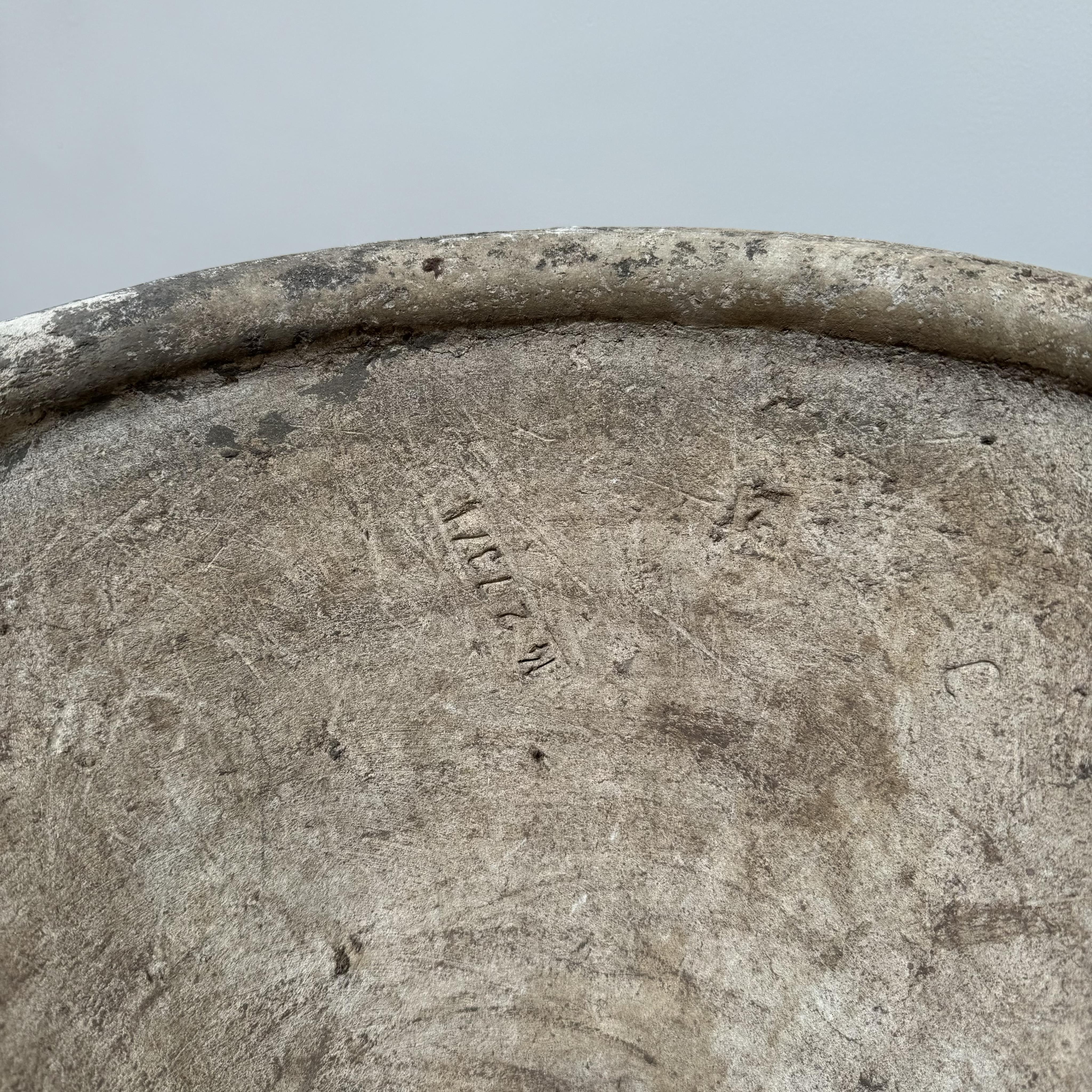 Late 20th Century Vintage Willy Guhl for Eternit Medium Diabolo Planters, a Pair
