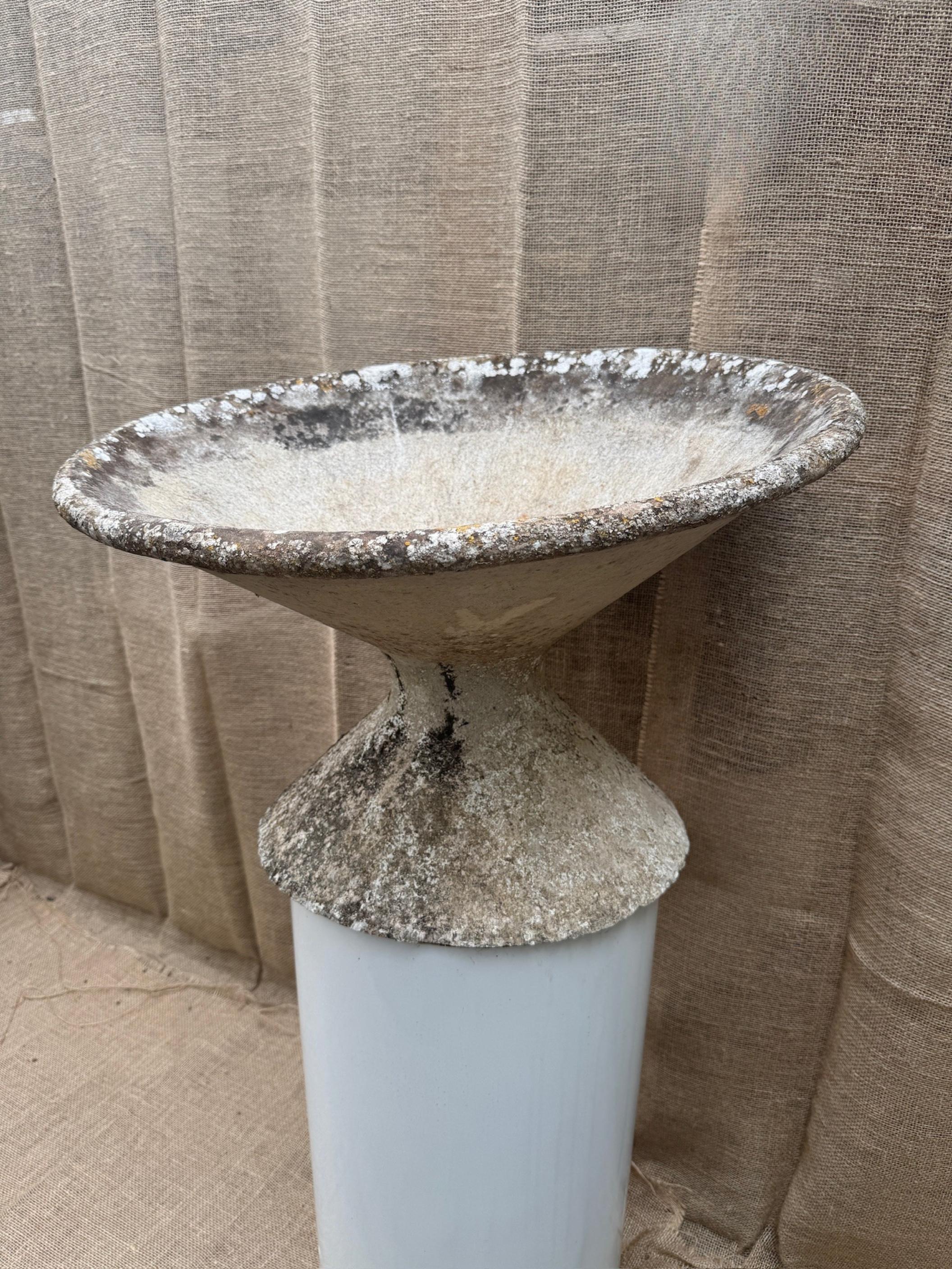 Calco Fioriera d'epoca in fibra di cemento Willy Guhl - metà secolo moderno in vendita