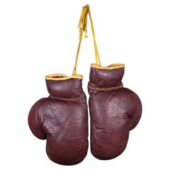 Used Wilson Leather Boxing Gloves c.1950 (FREE SHIPPING)
