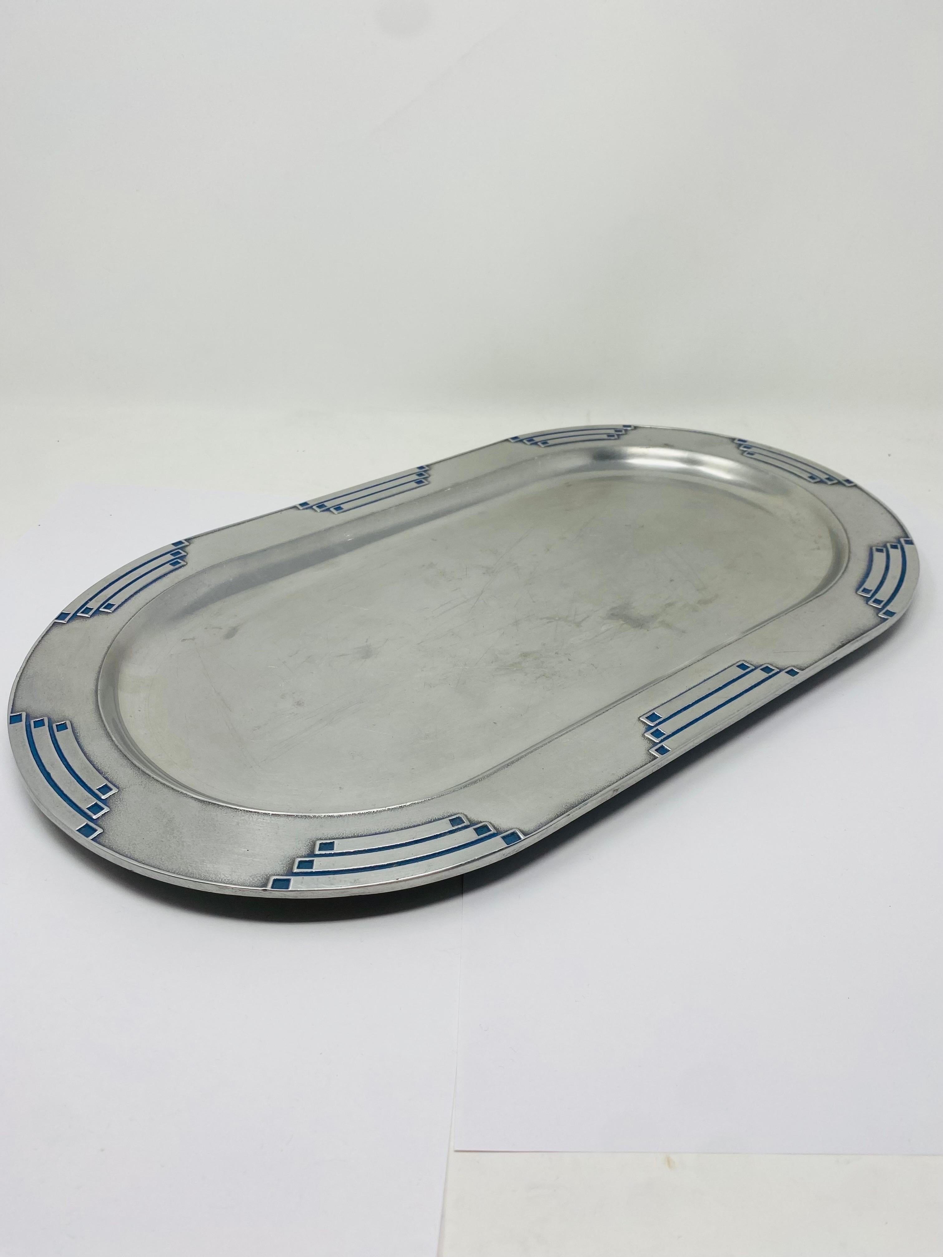 Juego de plato y cuenco Vintage Wilton Armetale Tribar Design en Bueno estado para la venta en San Diego, CA