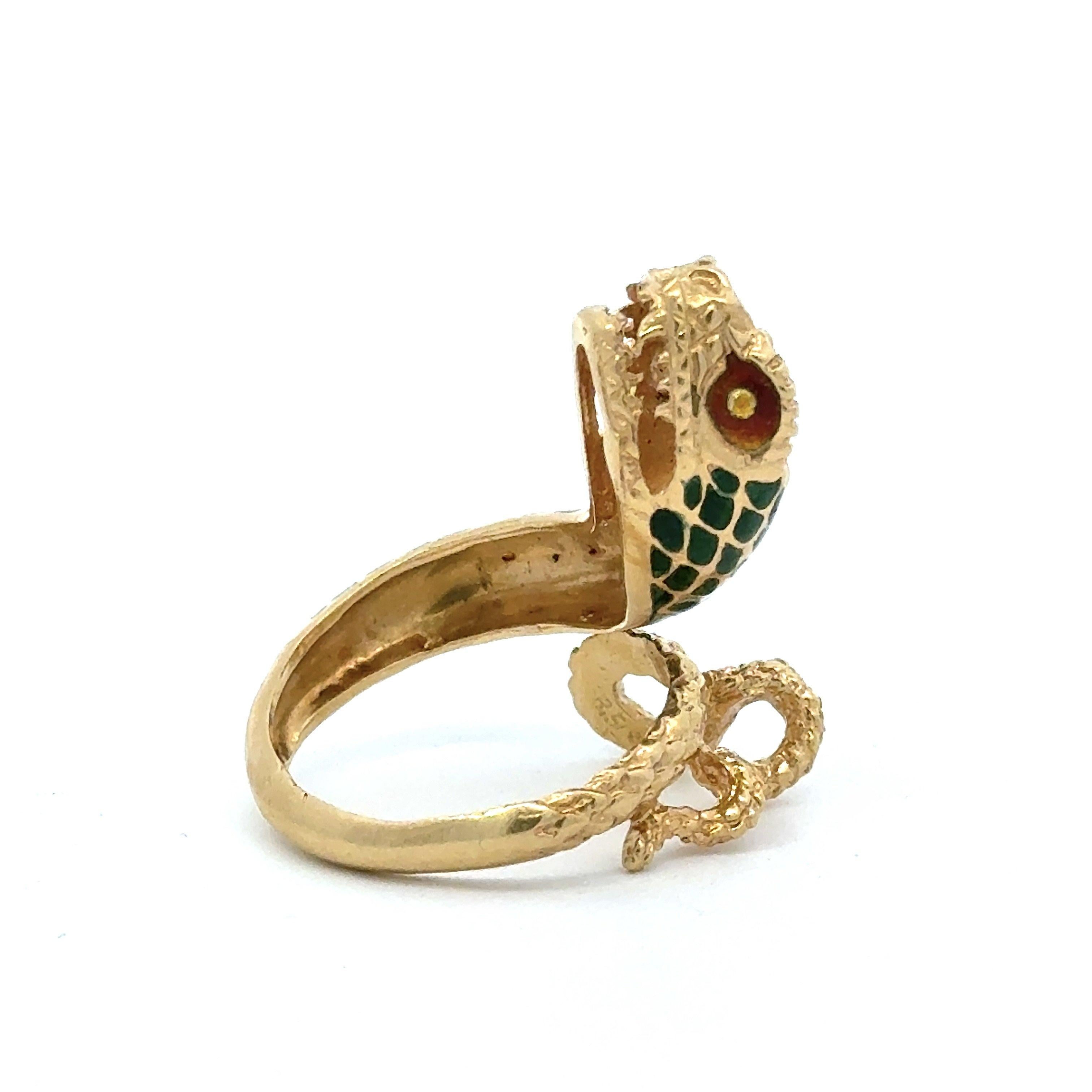 Vintage Winding Snake Ring in  18KT Yellow Gold and Enamel For Sale 8