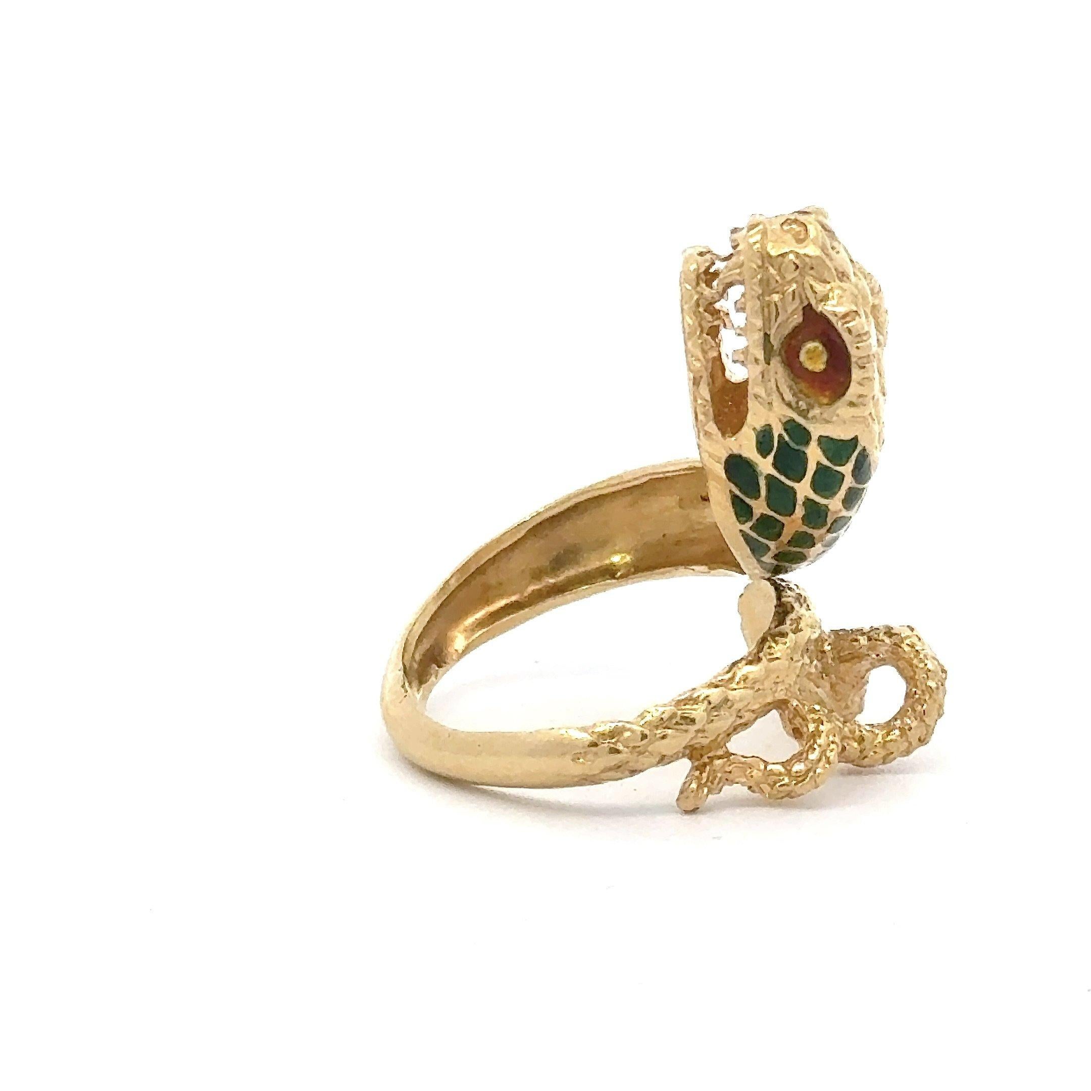 Vintage Winding Snake Ring in  18KT Yellow Gold and Enamel For Sale 3