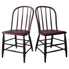 Vintage Windsor Farmhouse Chair with Spindle Back in Solid Wood