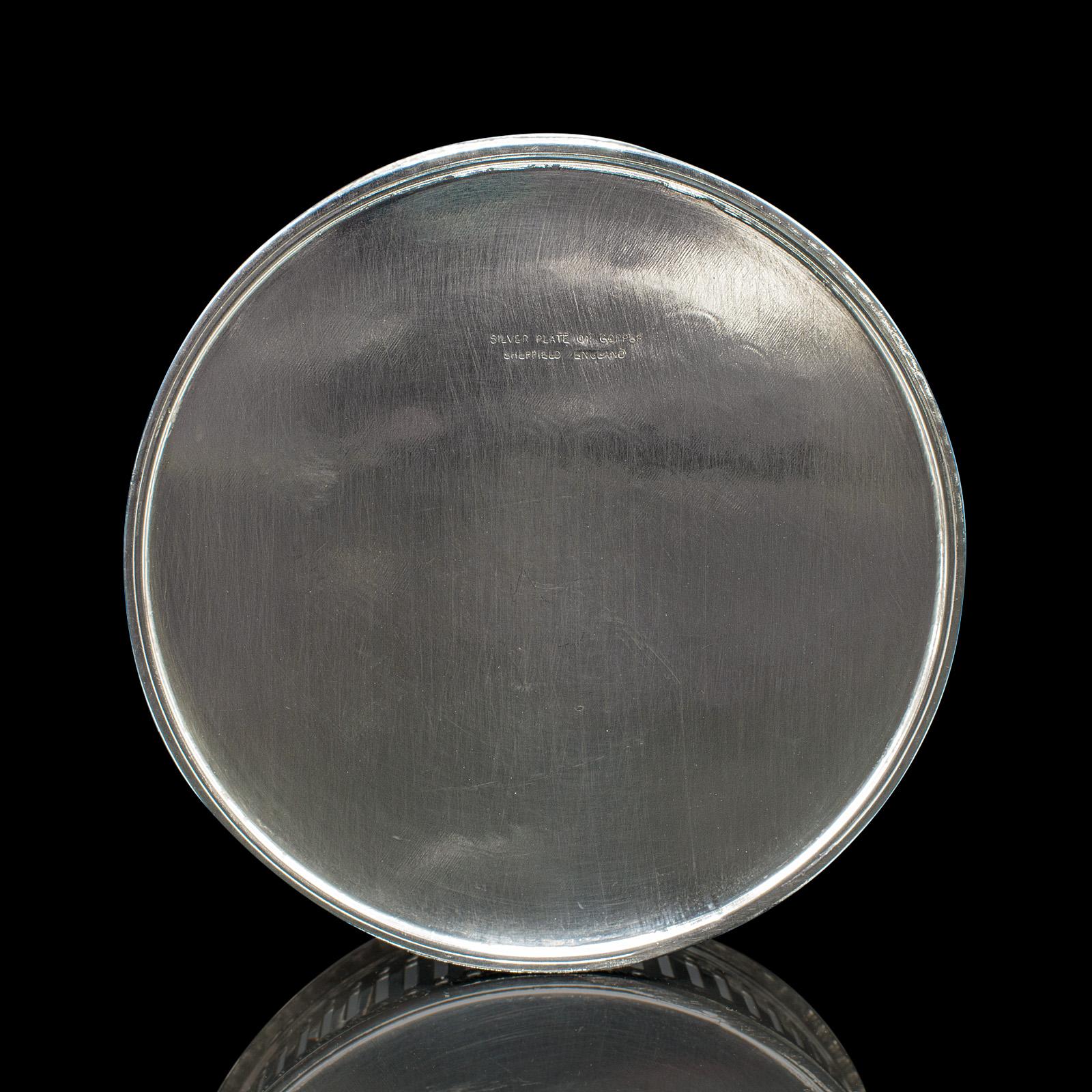 Plaqué argent Vintage Wine Bottle Coaster, English, Silver Plated, Champagne Rest, Circa 1930 en vente