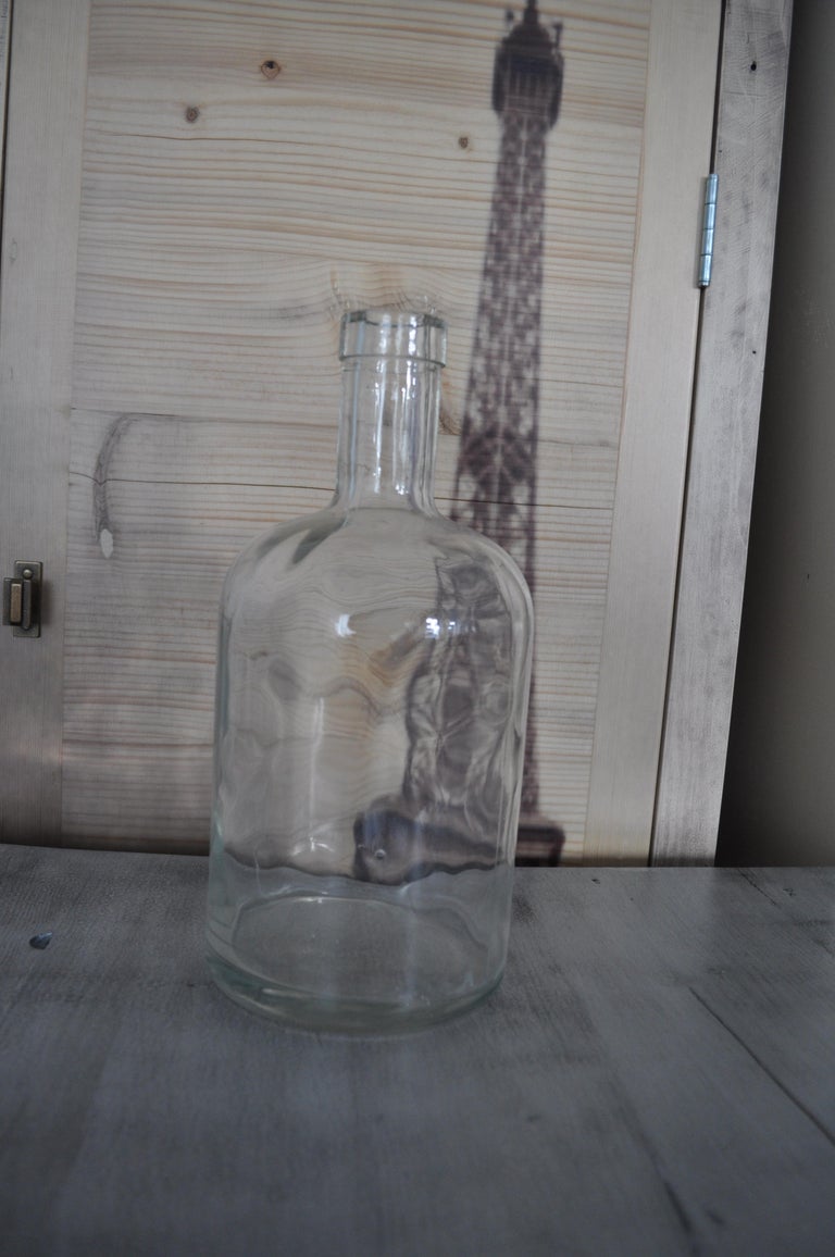 Vintage Wine Bottle For Sale at 1stDibs