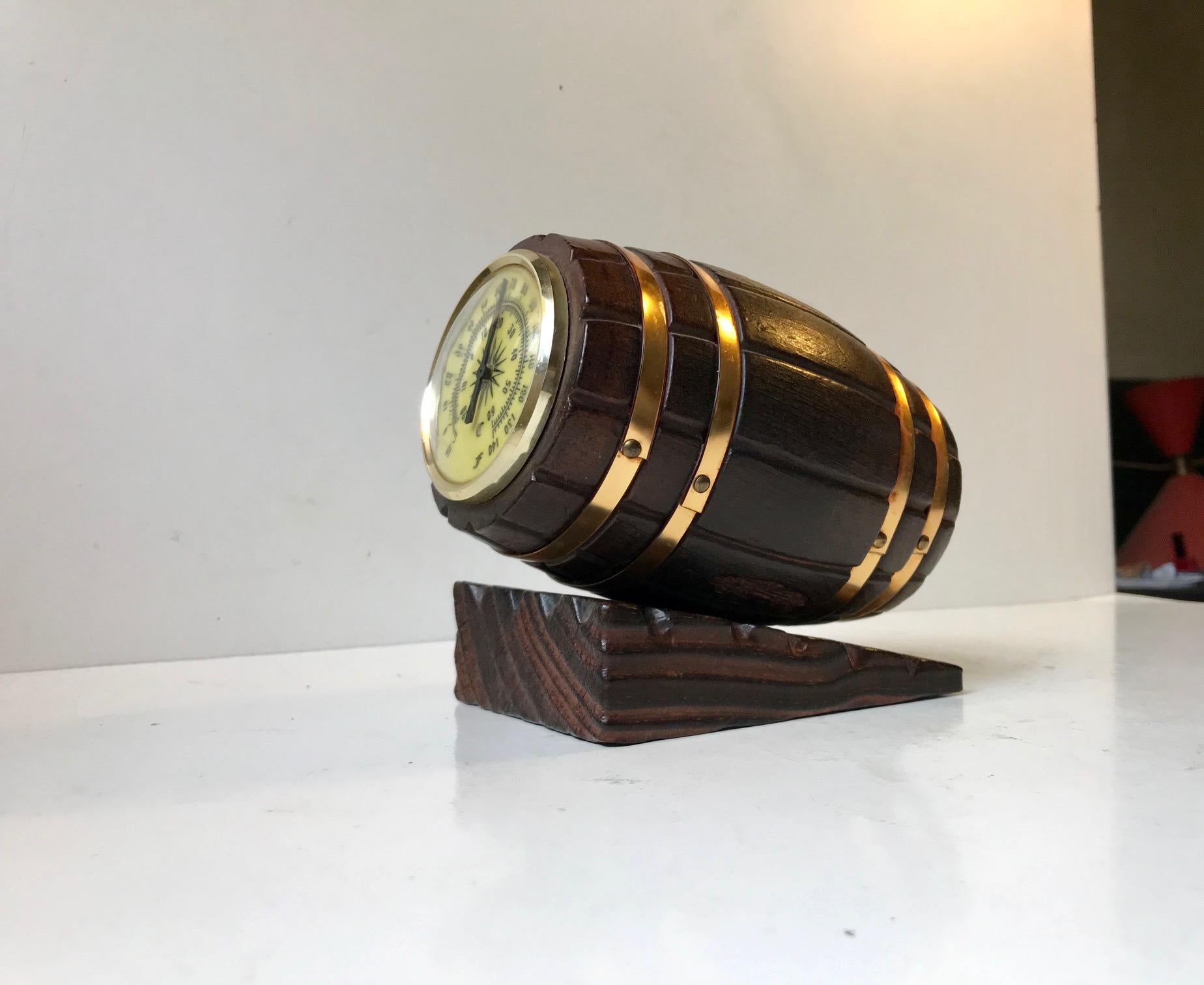 Vintage Wine Cellar Thermometer in Shape of a Barrel, 1960s In Good Condition In Esbjerg, DK