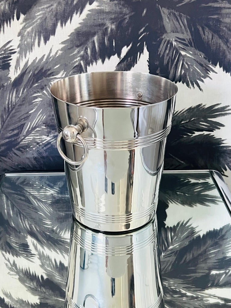 Vintage Wine Cooler Ice Bucket with Rings in Stainless Steel, French, c. 1970's In Good Condition For Sale In Fort Lauderdale, FL