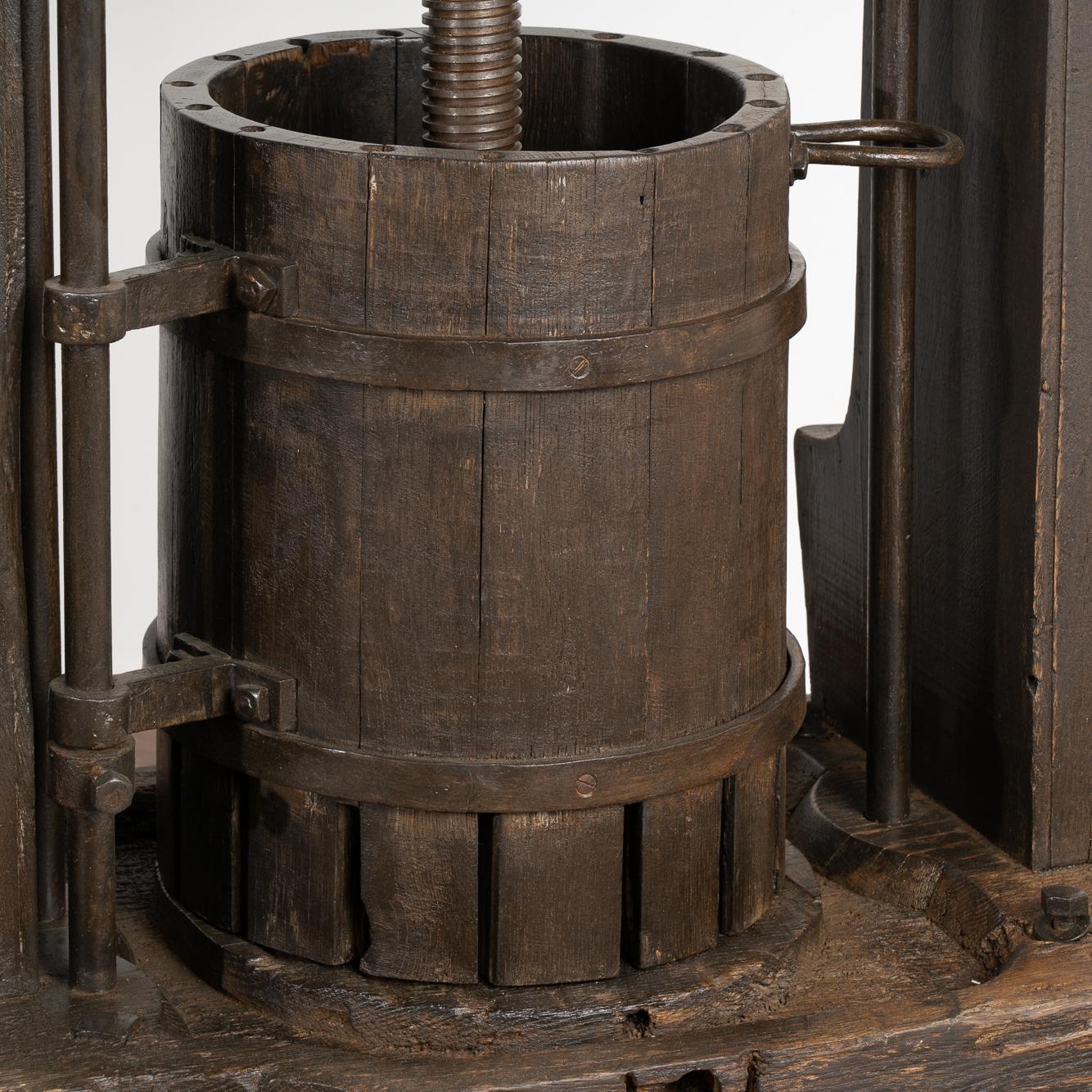 19th Century Vintage Wine Press Bar Table Wine Tasting Table, circa 1890