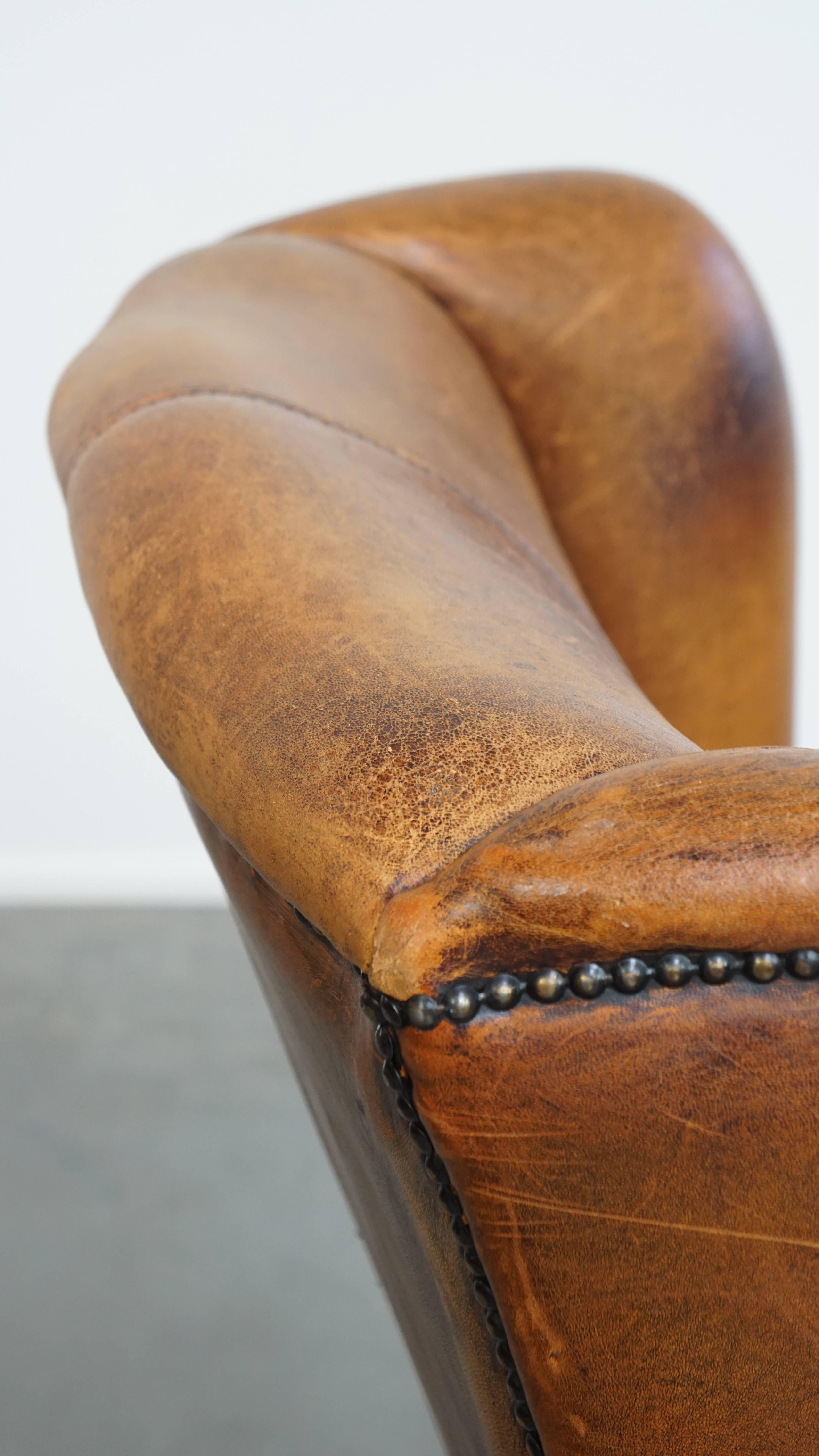 Sedia Wingback vintage in pelle di montone in vendita 7
