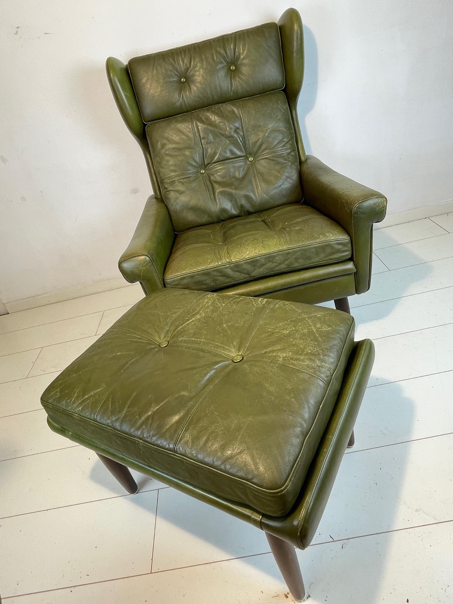 Vintage wingback lounge chair by Svend Skipper, 1960’S Green Leather with hocker 5