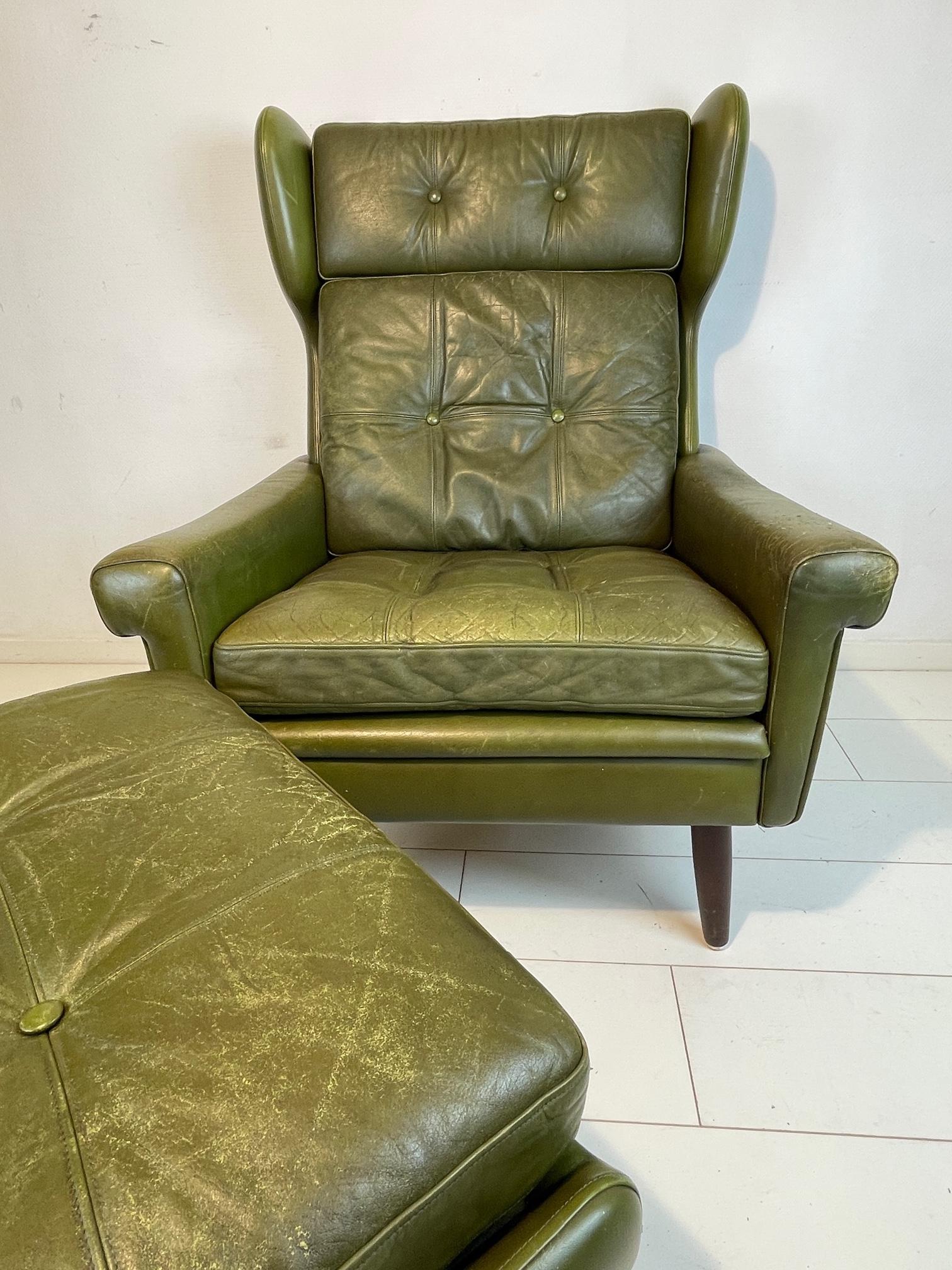 Vintage wingback lounge chair by Svend Skipper, 1960’S Green Leather with hocker 6
