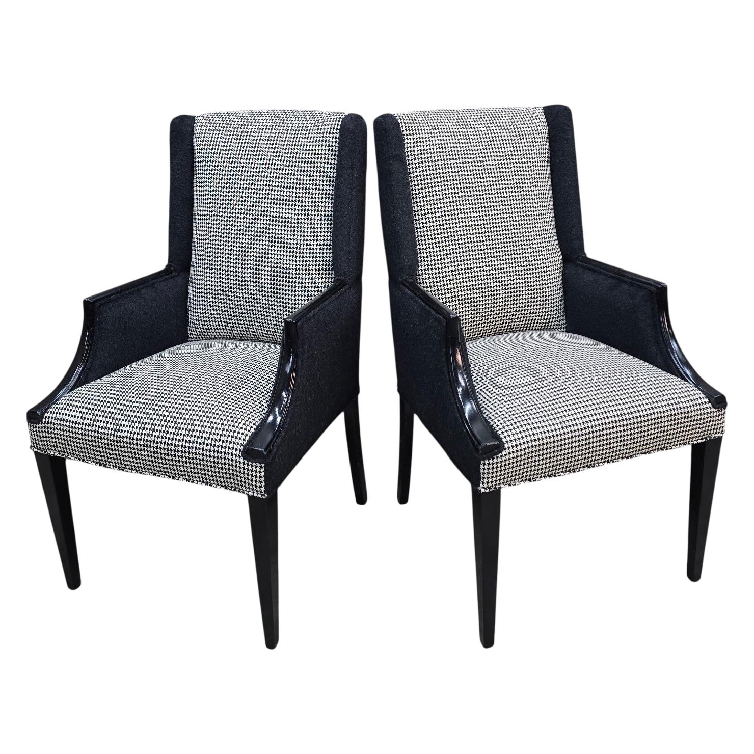 Chaises longues vintage à dossier épais nouvellement retapissées - Paire en vente
