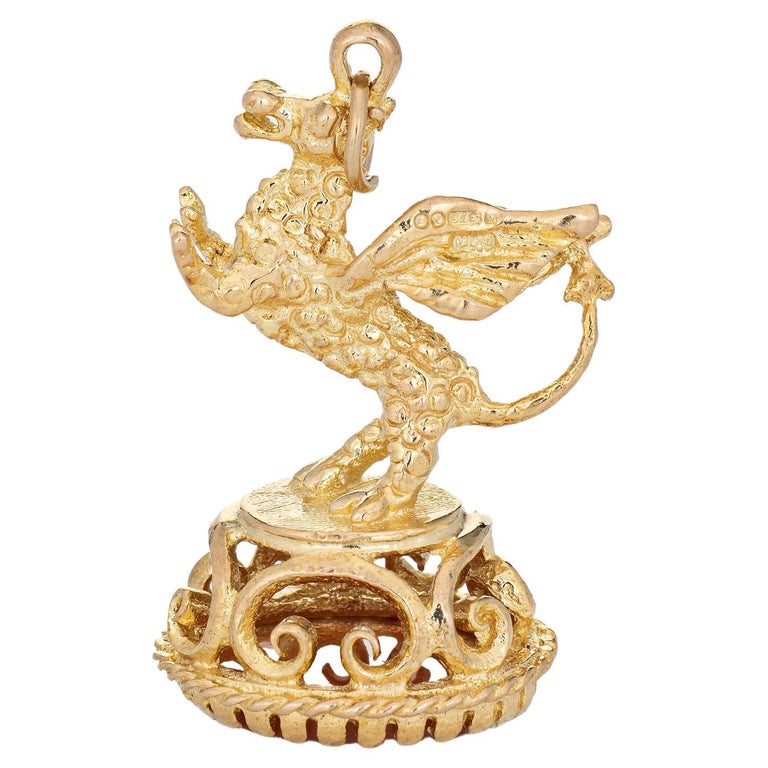 Gefl gelter Drachen Anh nger Aus 9 Karat Gelbgold Mit Achat Charm Im gefl-gelter-drachen-anh-nger-aus-9-karat-gelbgold-mit-achat-charm-im