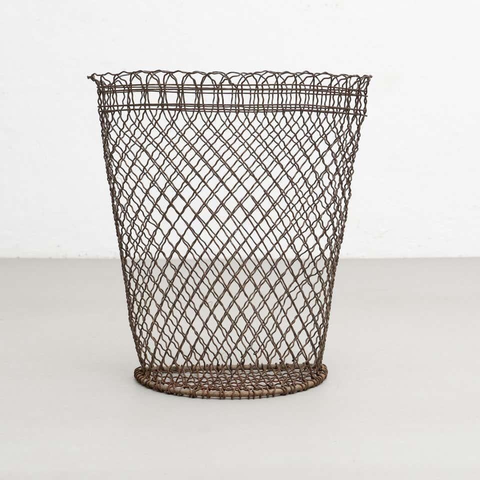 Vintage Wire Umbrella Holder / Paper Bin, circa 1960 In Good Condition In Barcelona, ES