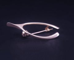 Vintage Wishbone 10k Yellow Gold Brooch
