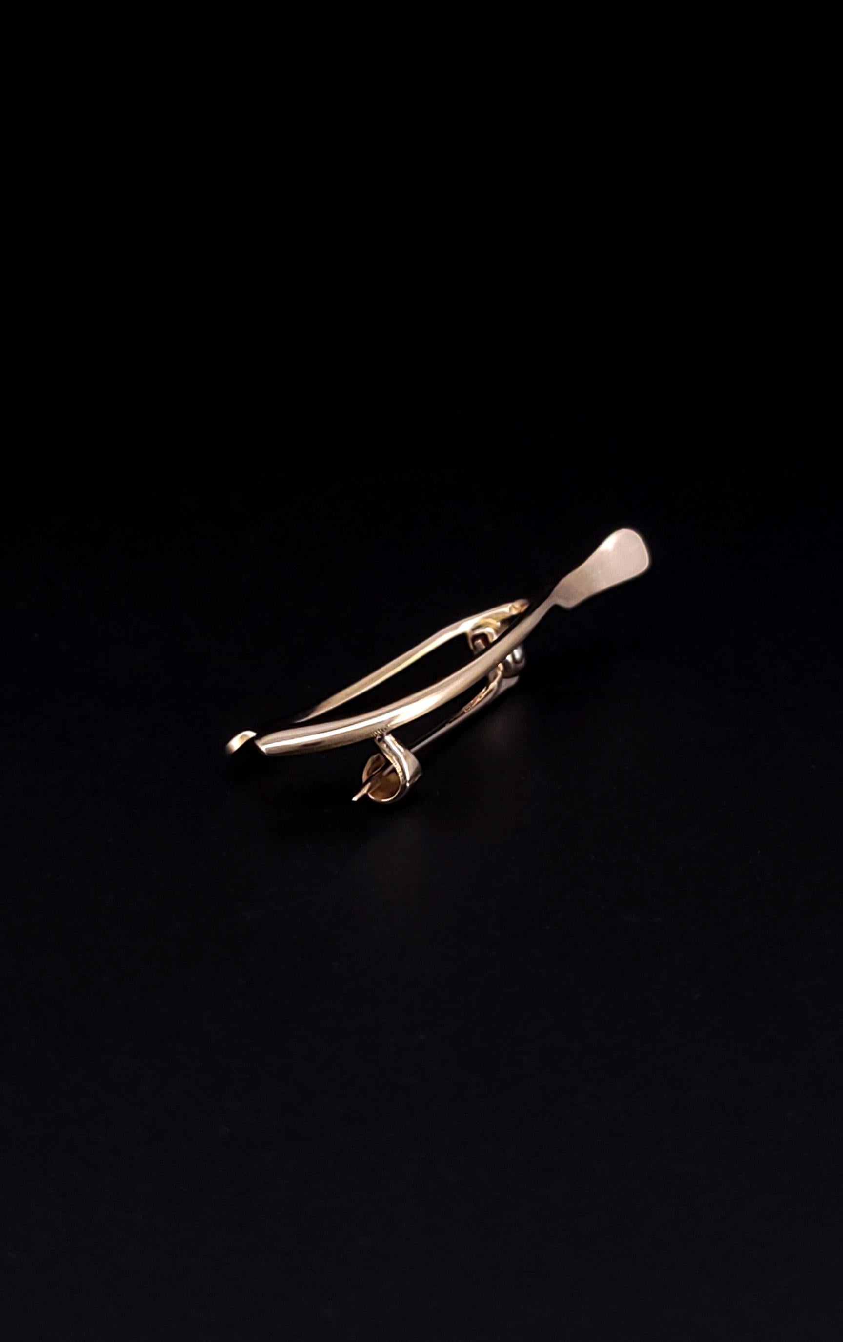 Vintage Wishbone 10k Yellow Gold Brooch For Sale 1