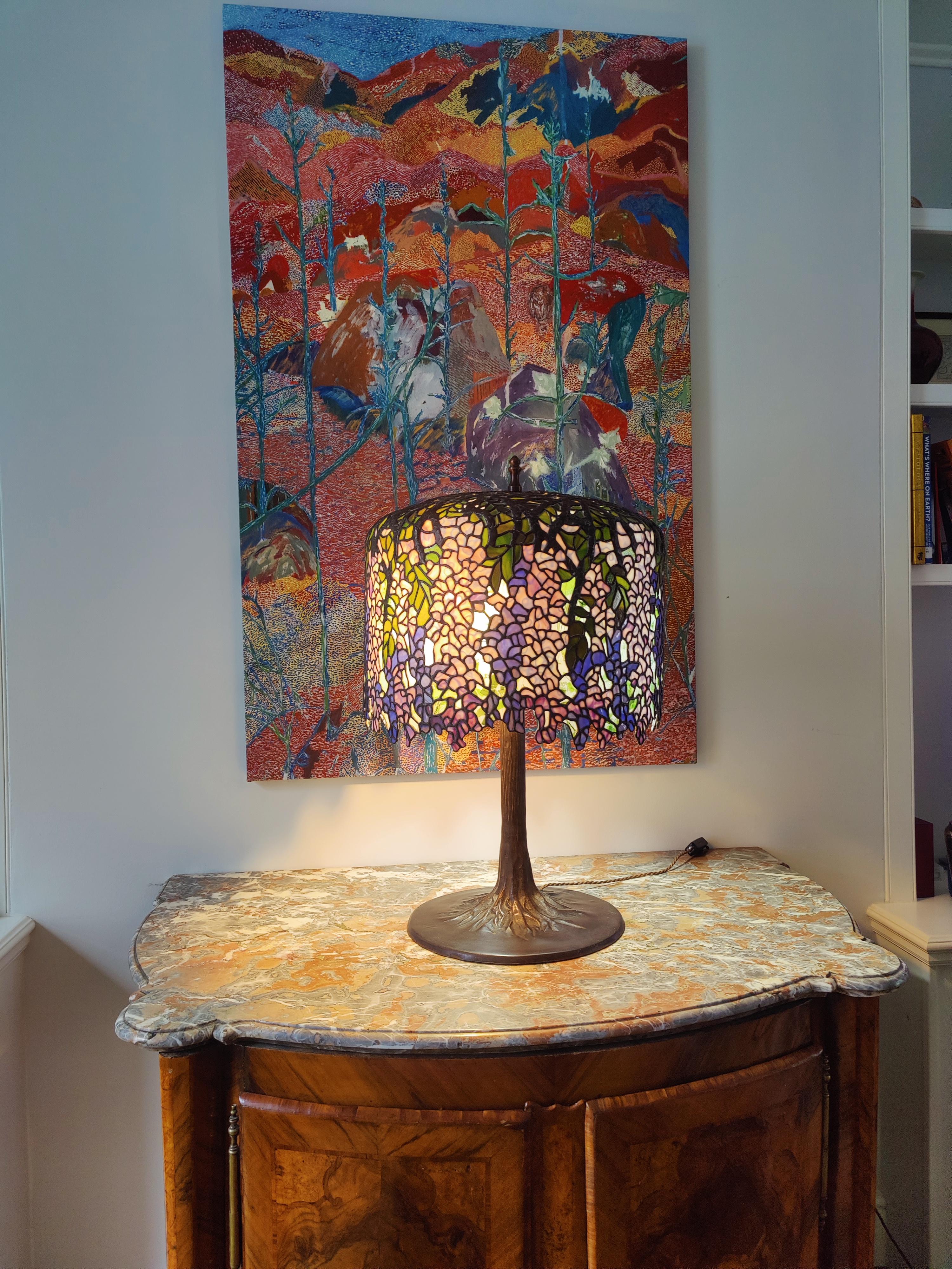 20ième siècle Grande lampe de table Tiffany vintage Wisteria, 20e siècle en vente