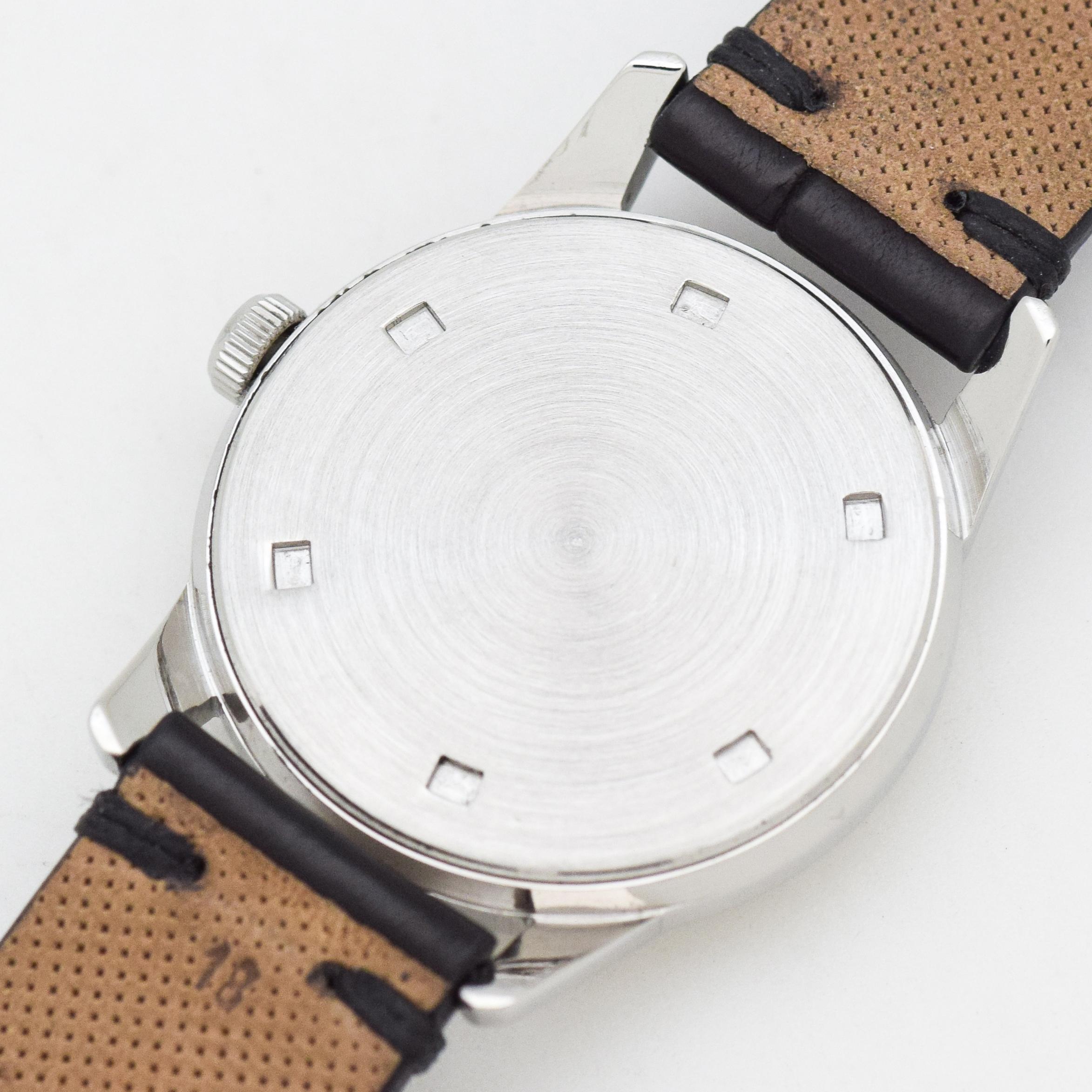 wittnauer calendar watch