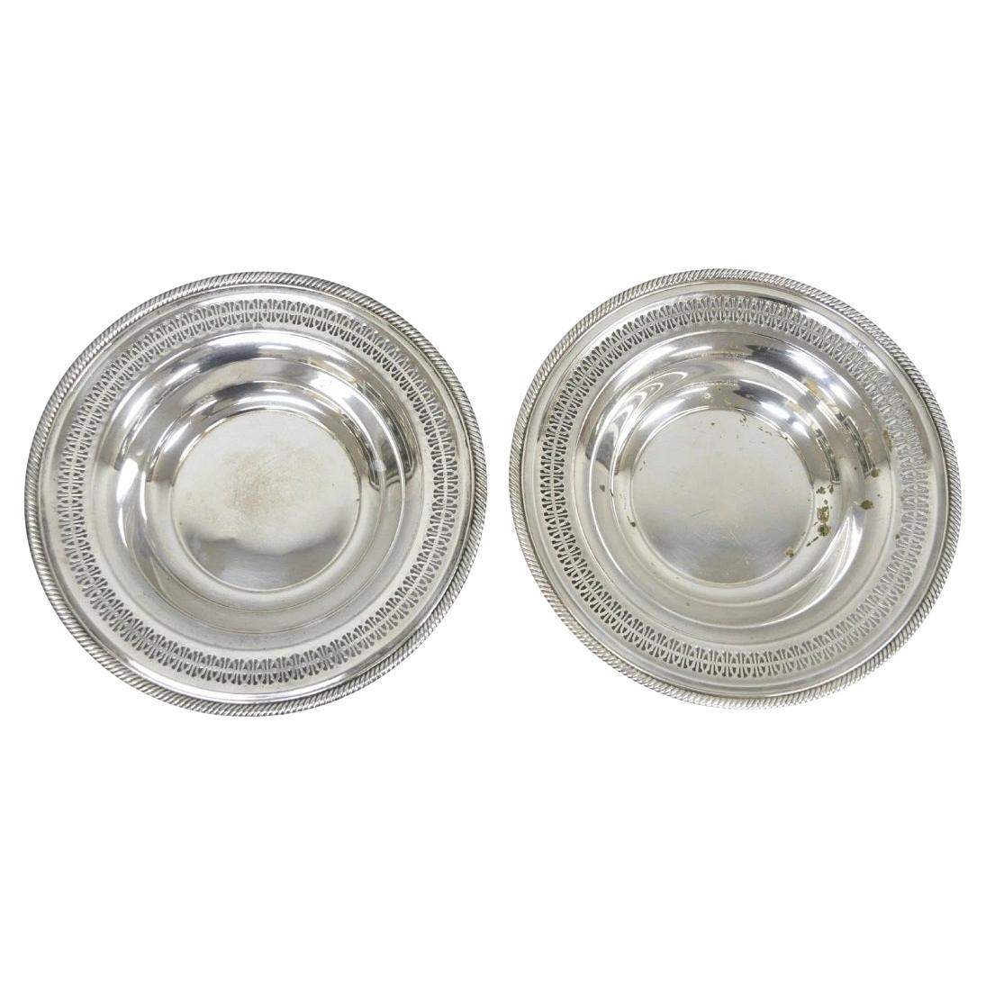 Vintage WM Rogers 835 Silver Plated Round Collection Plate Serving Dish - a Pair