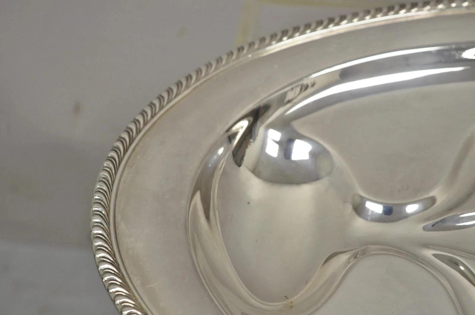 Plaqué argent Vintage WM Rogers Regency Style Silver Plated 18