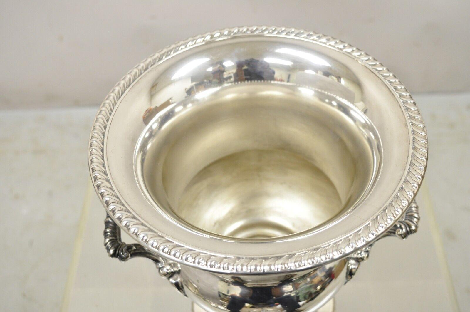 20th Century Vintage WM Rogers Regency Style Silver Plated Champagne Chiller Wince Ice Bucket For Sale