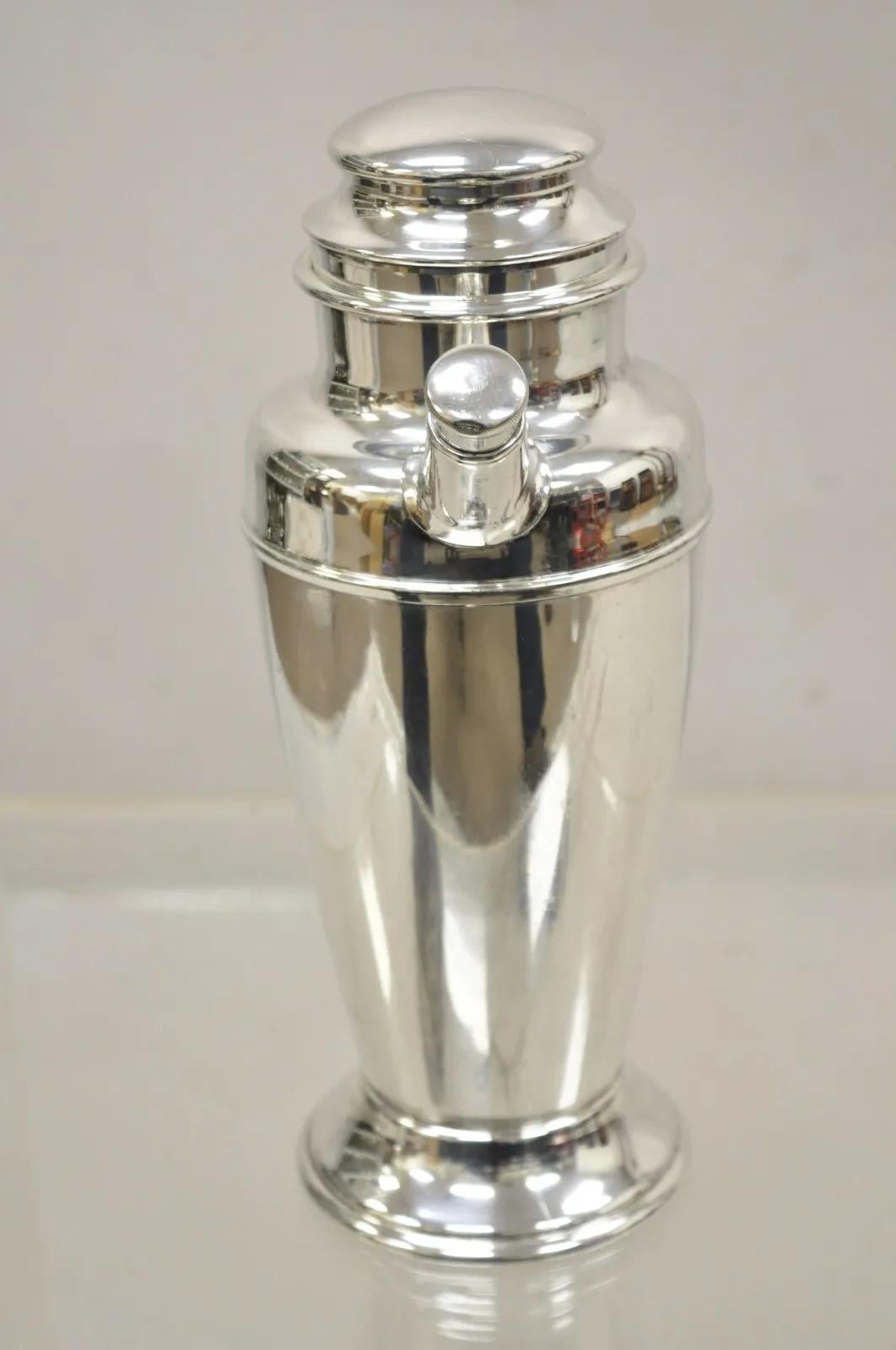 Vintage WMA Rogers 330 Silver Plated Art Deco Martini Cocktail Shaker. Circa Mid 20th Century. Measurements: 11.5