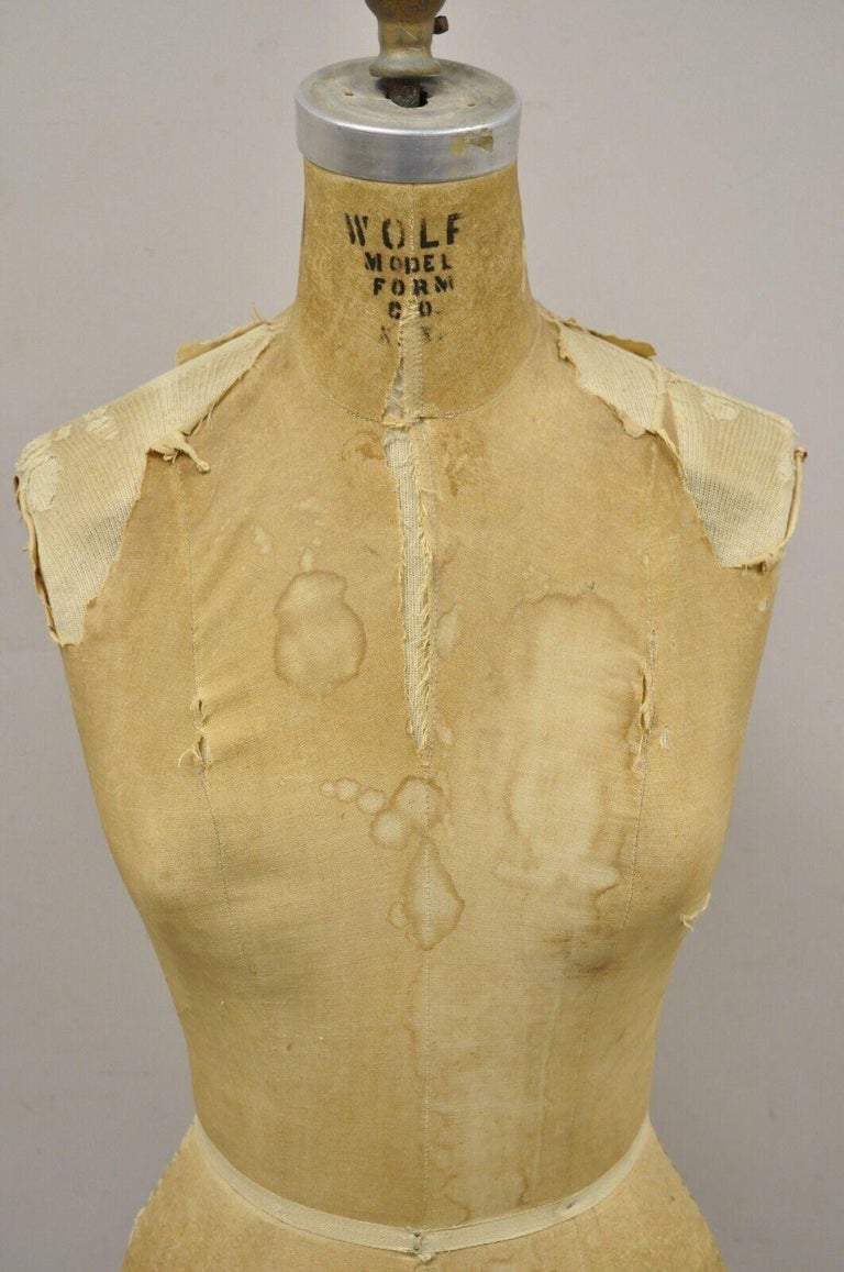 Vintage Wolf Model Form Model 1980 Dress Form Mannequin For Sale at 1stDibs
