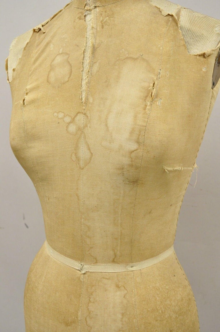 Vintage Wolf Model Form Model 1980 Dress Form Mannequin For Sale at 1stDibs