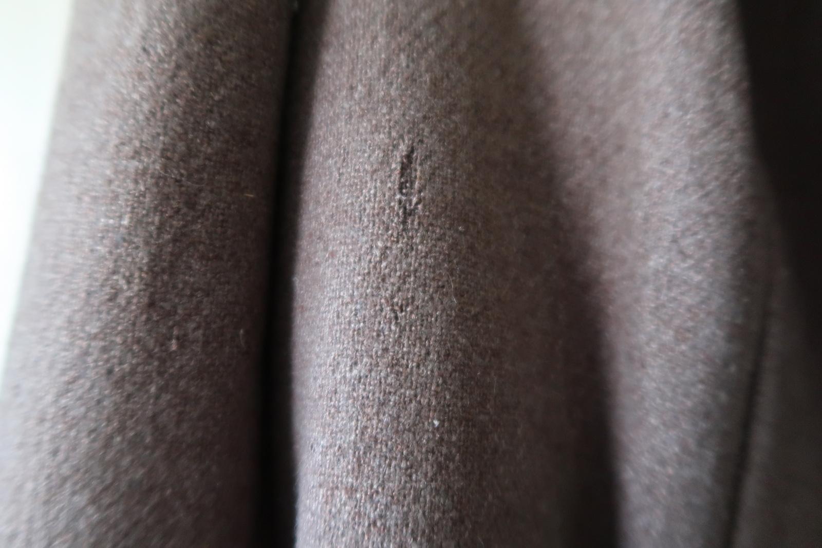 Cappotto vintage da donna con colletto in Karakul: Eleganza classica anni '70, 1J88 in vendita 1