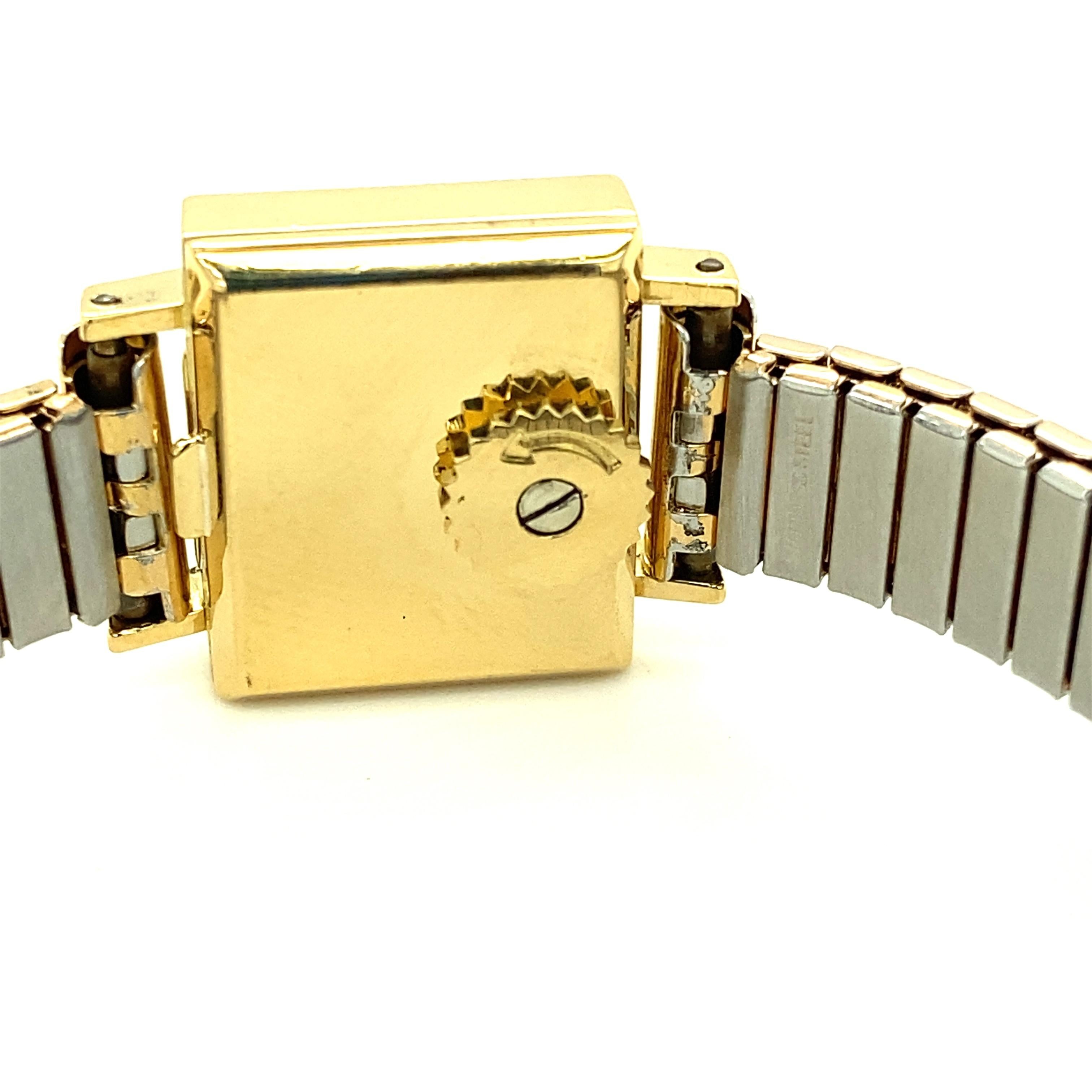 Modern Vintage Women's Movado Stretch Band Watch in 18 Karat Gold, 1980s