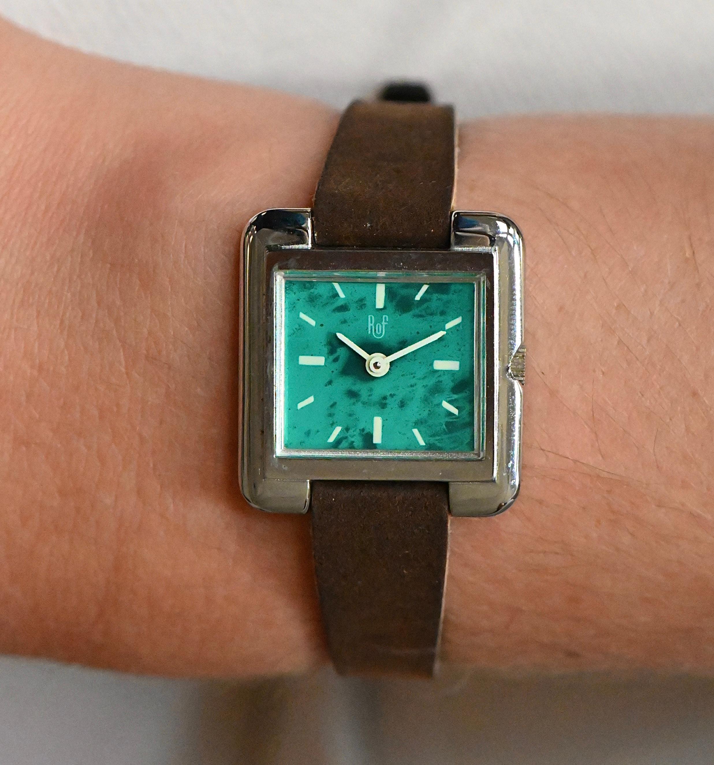 Montre vintage pour femme signée Rof en vente 1