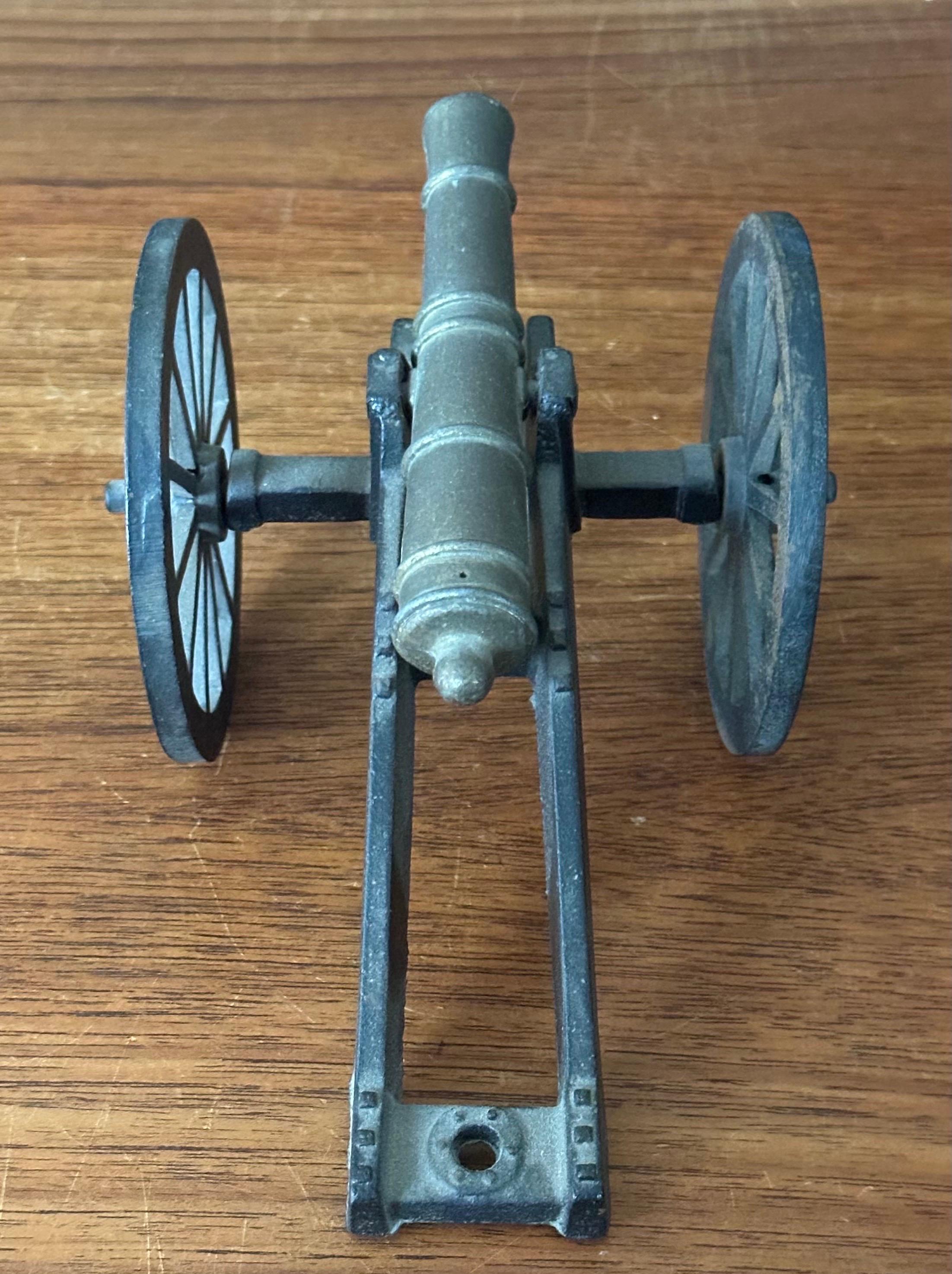 Modello di cannone in legno e bronzo d'epoca in vendita 4