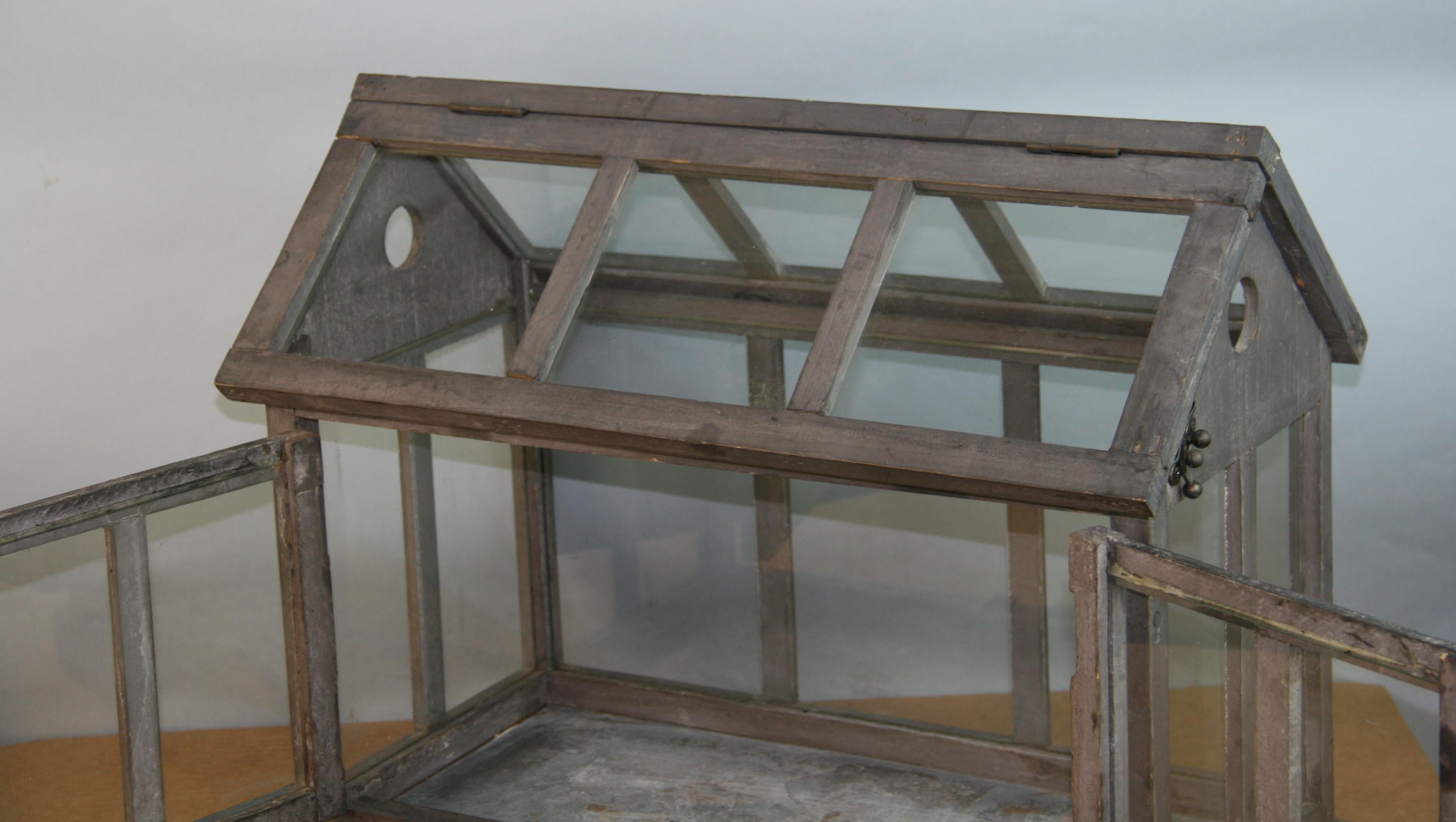 Vintage Wood and Glass Terrarium / Model Greenhouse In Good Condition In Douglas Manor, NY