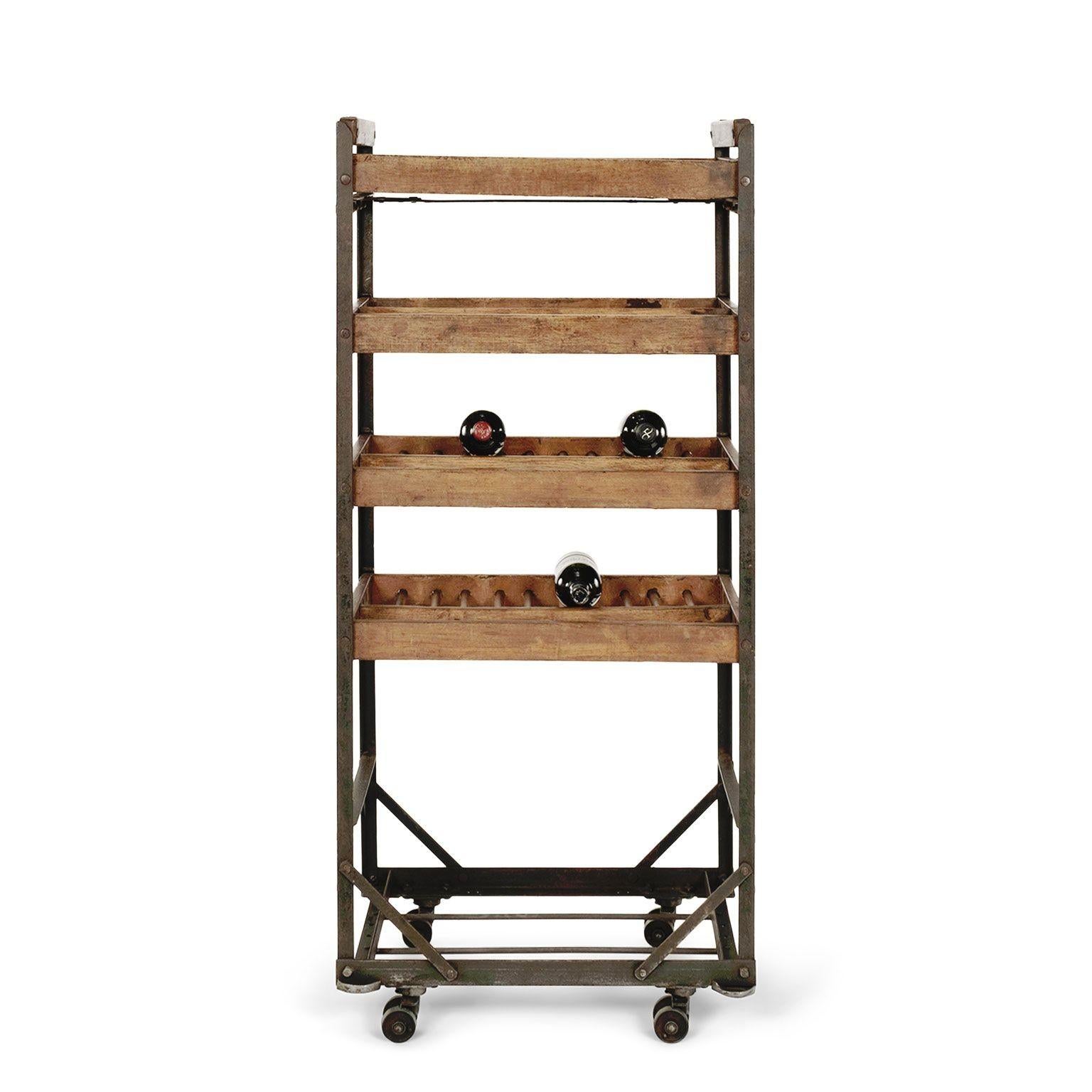 Acier Chariot de bar français vintage en bois et fer sur roulettes