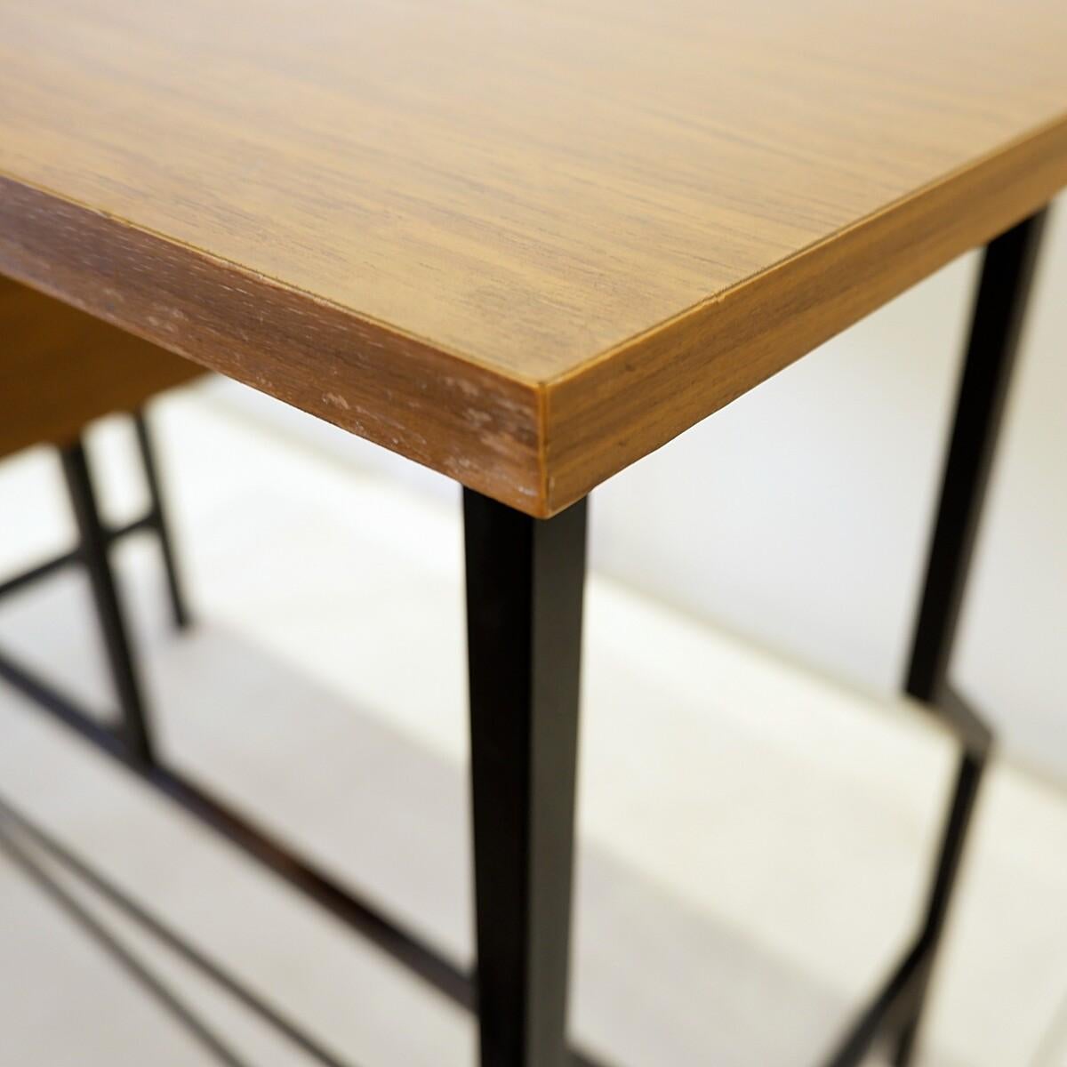 XX secolo Scrivania vintage in legno e metallo - Anni '60 in vendita