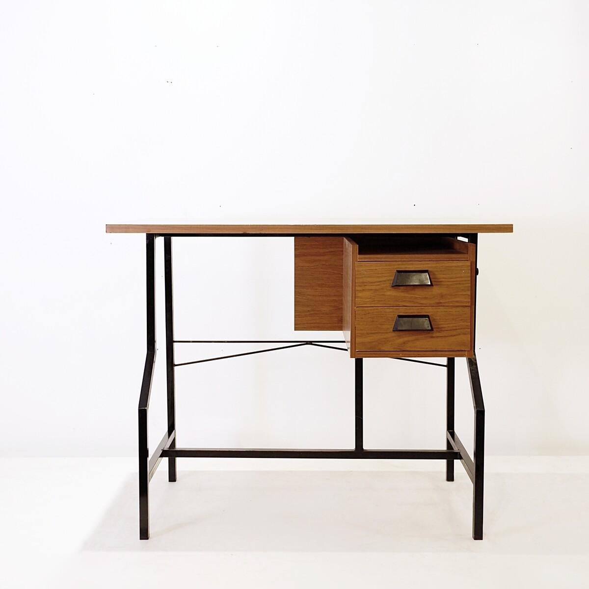 Scrivania vintage in legno e metallo - Anni '60 in vendita 2
