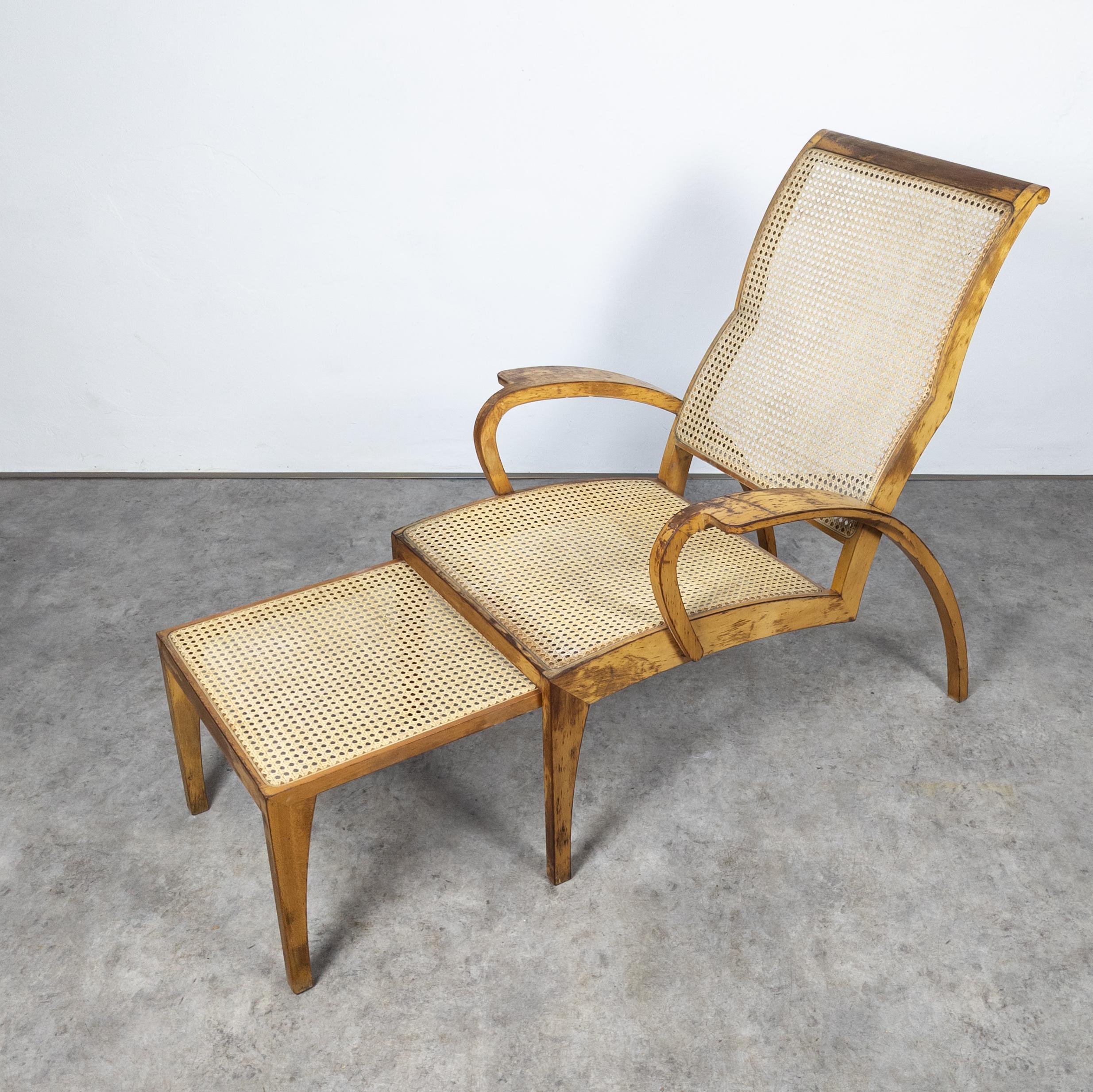 Czech Vintage wood and rattan patio chaise lounge from Krasna Jizba 1930s For Sale