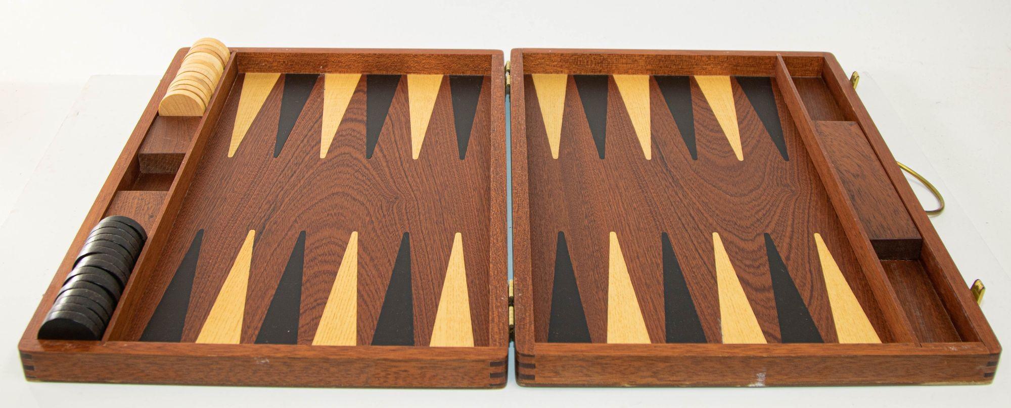 Arts and Crafts Boîte de jeu de backgammon vintage en Wood, circa 1950