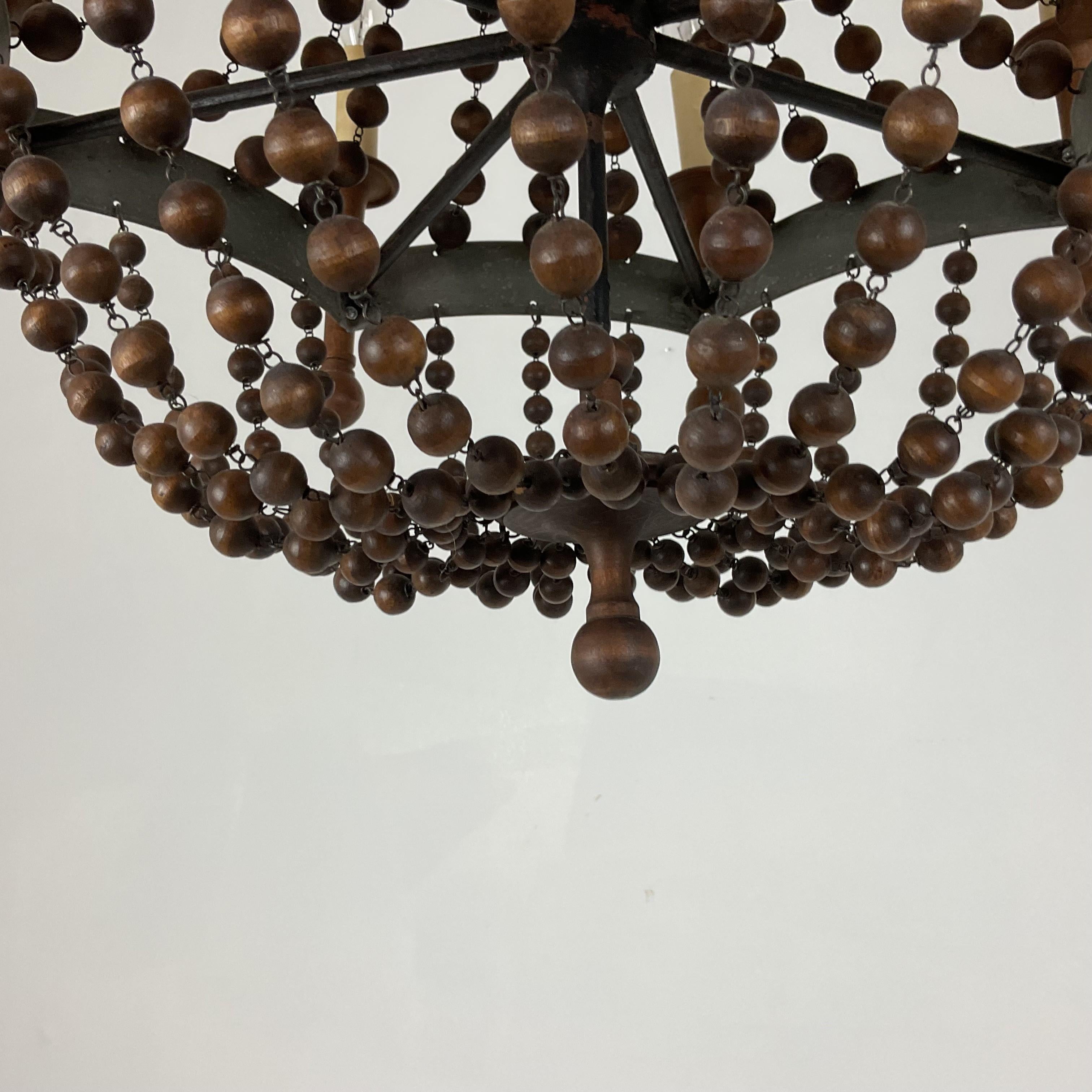 Lampadario di charme interamente in legno e Wood.